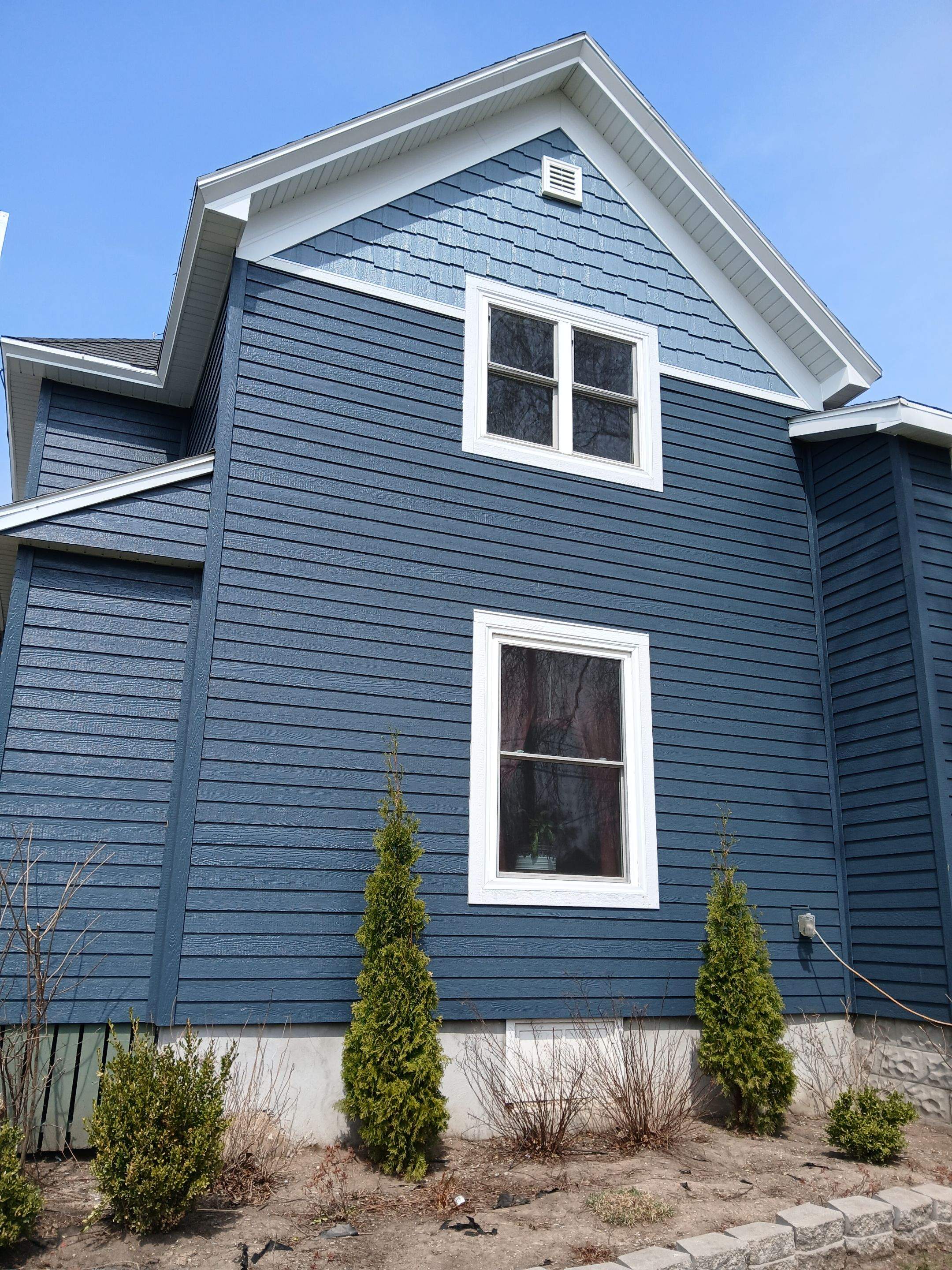 TAMMY'S DREAM HOME FIX UP!  by Gellings Roofing & Siding