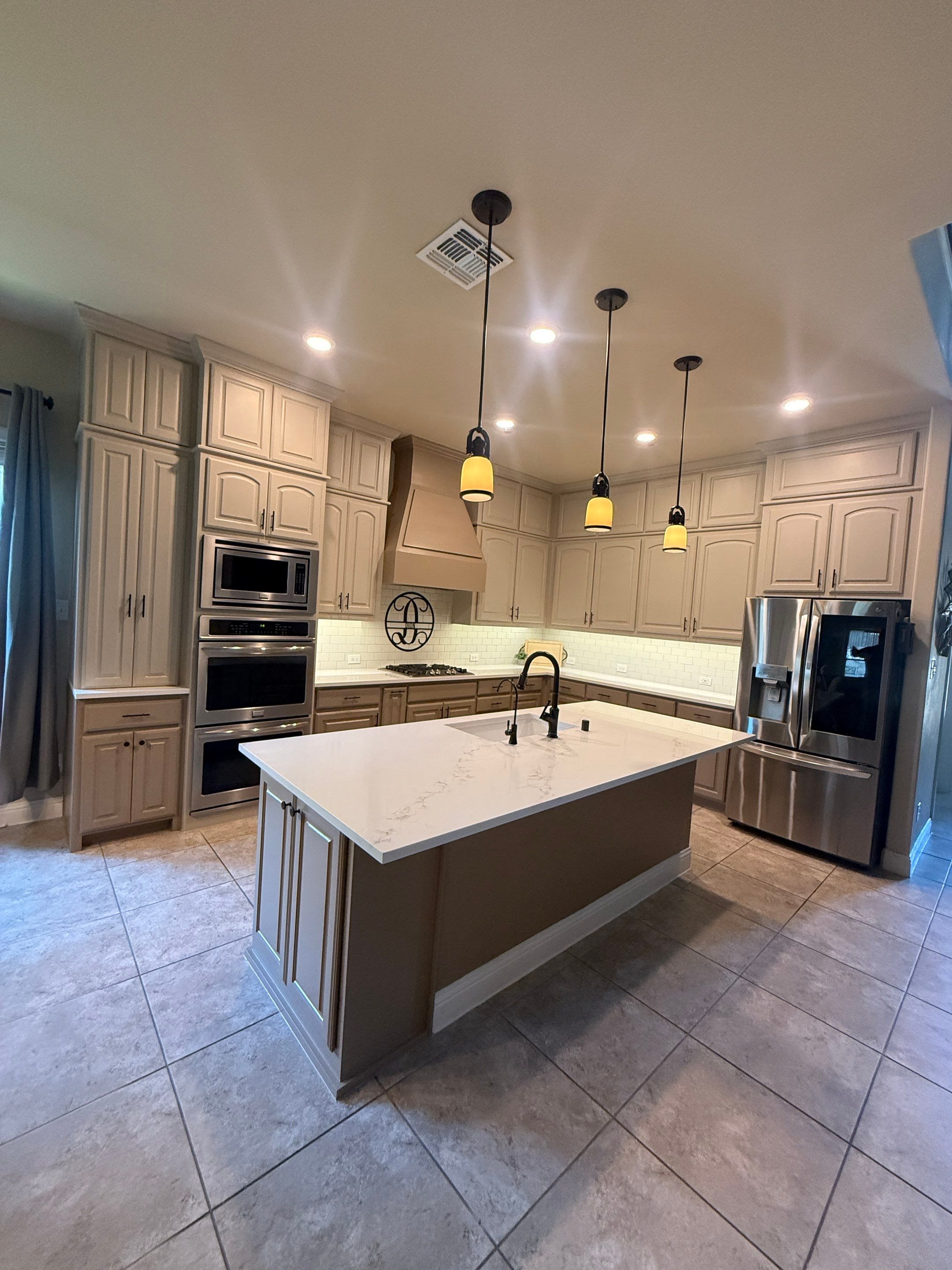 Kitchen & Primary Bath Remodel- McKinney, TX by C3 Custom Builds