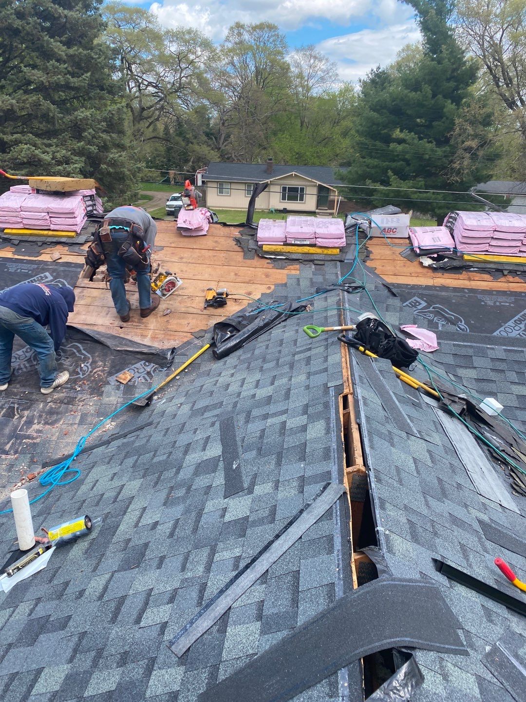 Roof Replacement using Owens Corning by 180 Contractors