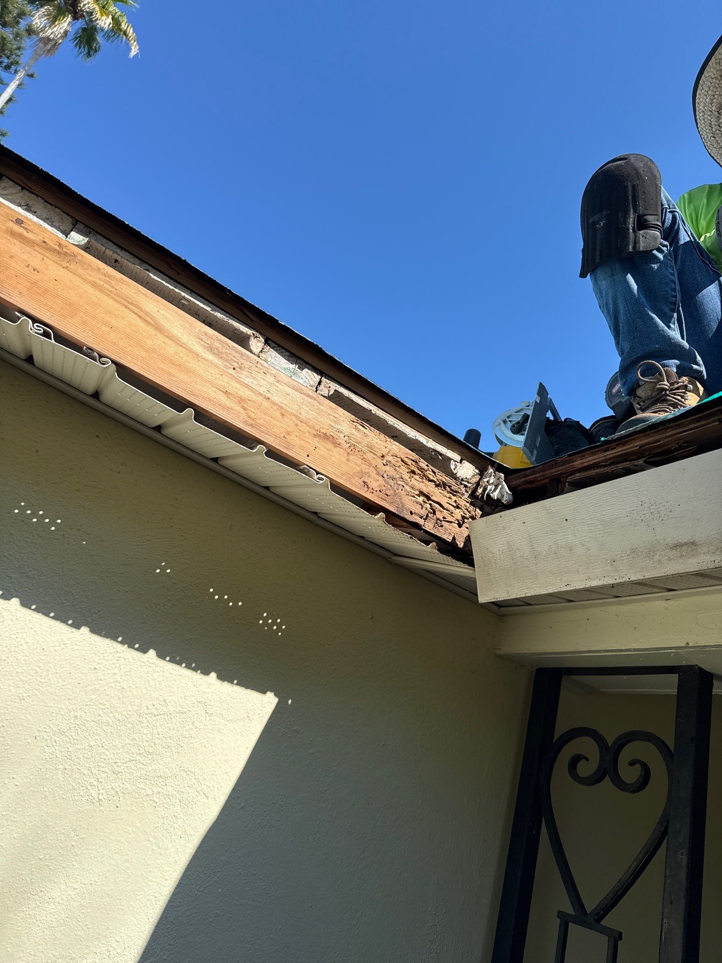 Project in St. Petersburg 33705 by Mitchell Roofing Company LLC 