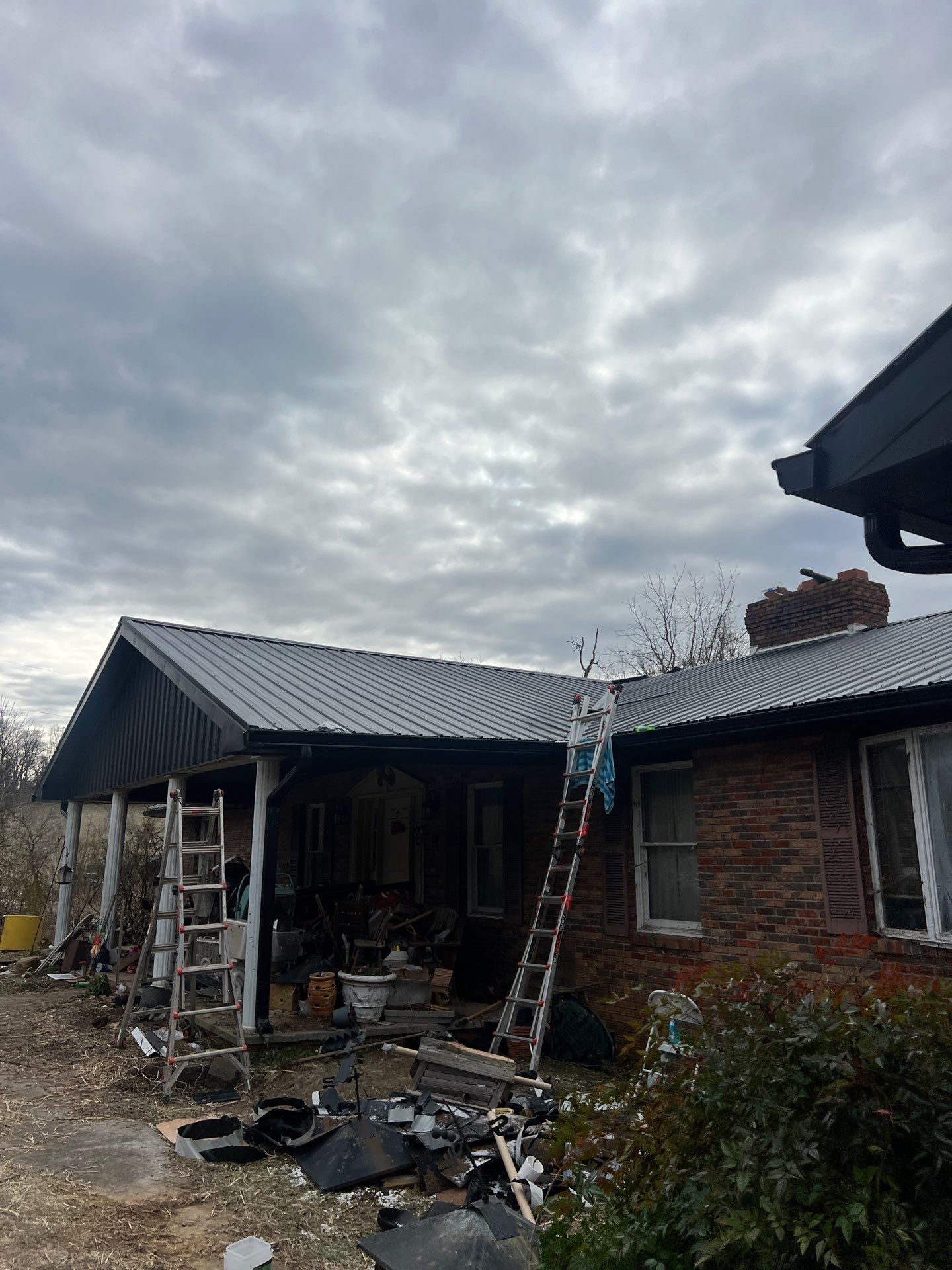 McAmis Residence by Omnia Roofing