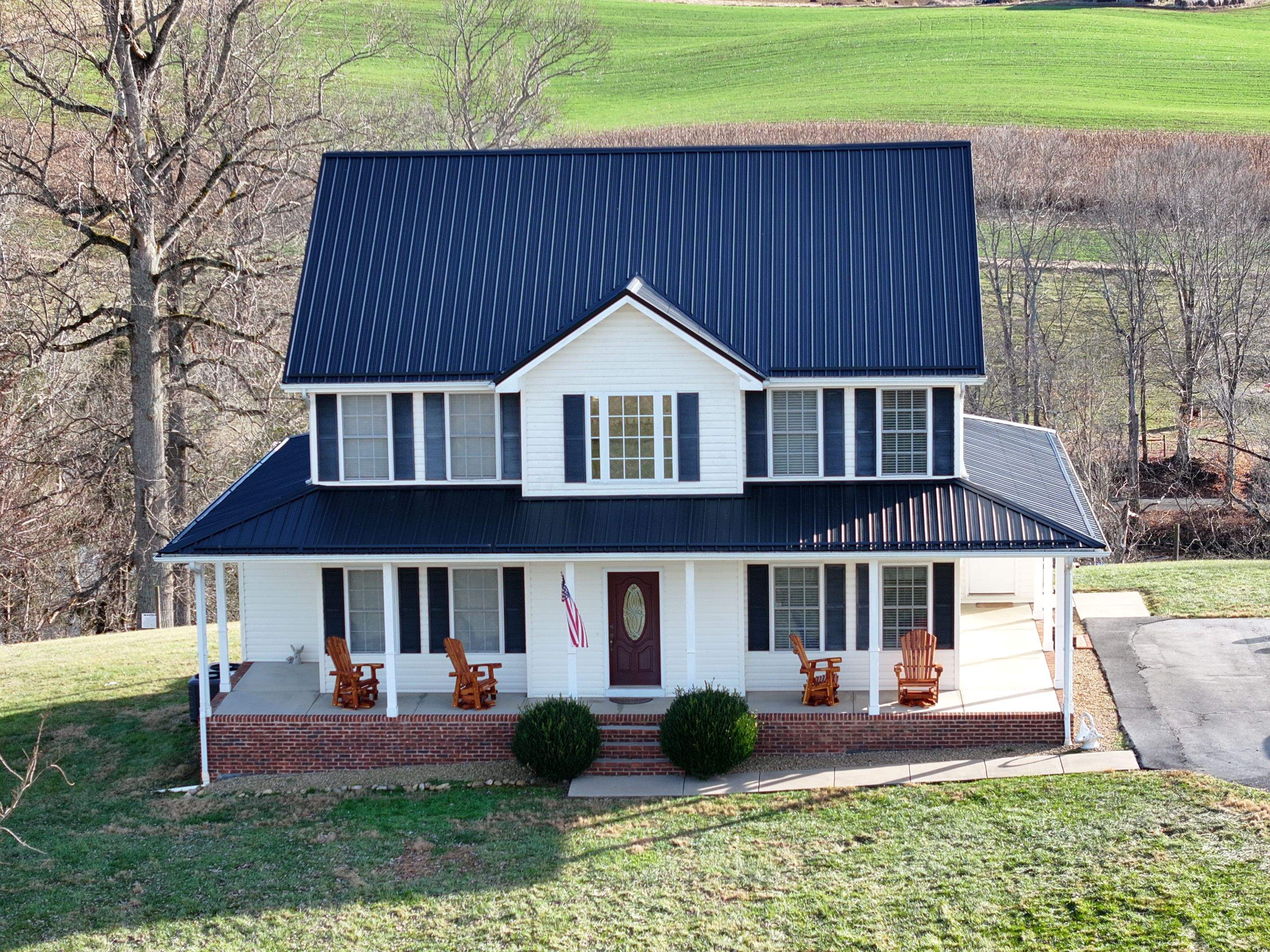 Cogan Residence by Omnia Roofing