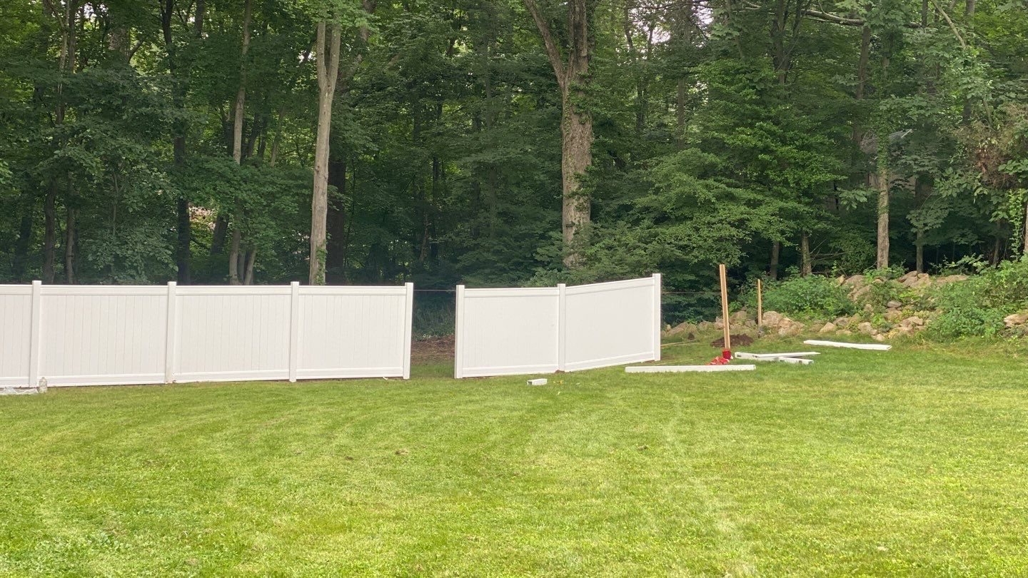 Fence Installation using Vinyl Fence 6ft Privacy by A Plus Exterior