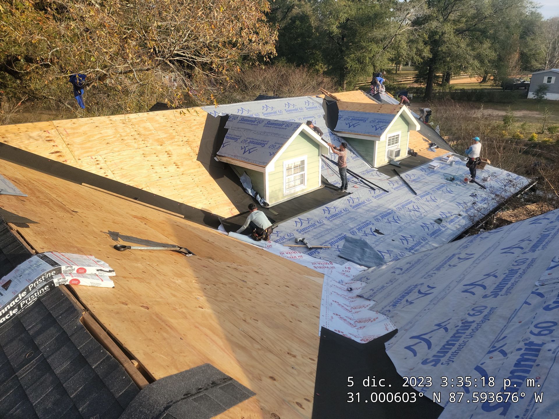 Jaye by IAM Roofing LLC