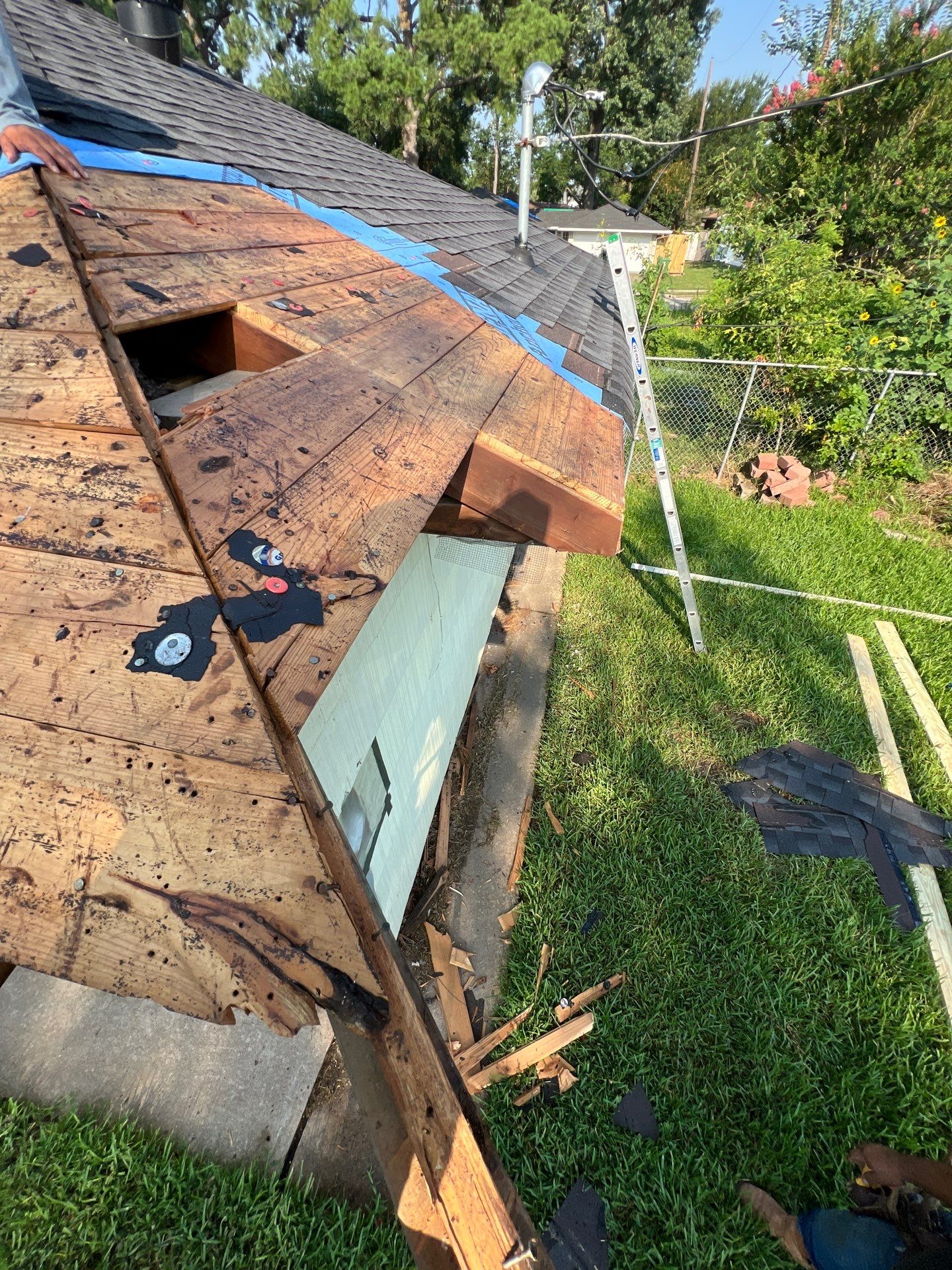 Residential Roofing Repair using Owen's Corning Duration (Lifetime) Shingles by Roof Repair Company