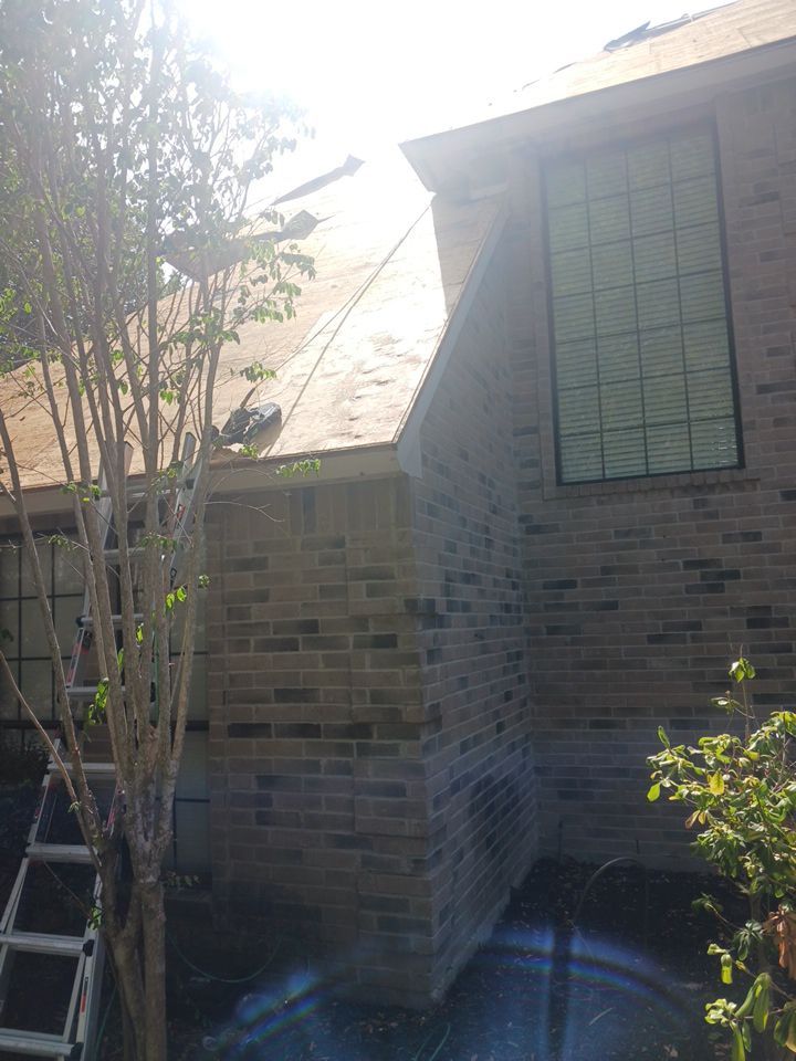 Grey is the new Black by Bayfront Roofing and Construction