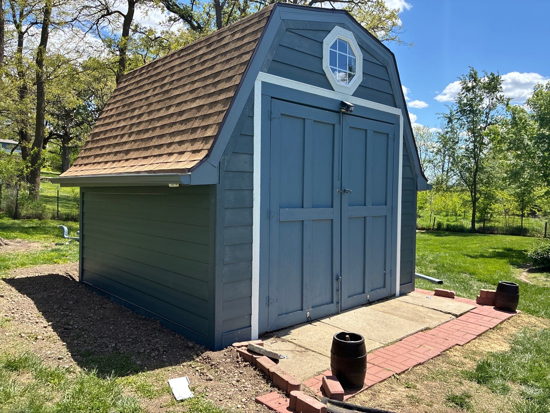 Evening Blue Siding and Window Replacement in Glenwood, Iowa by Carps Complete Exteriors 
