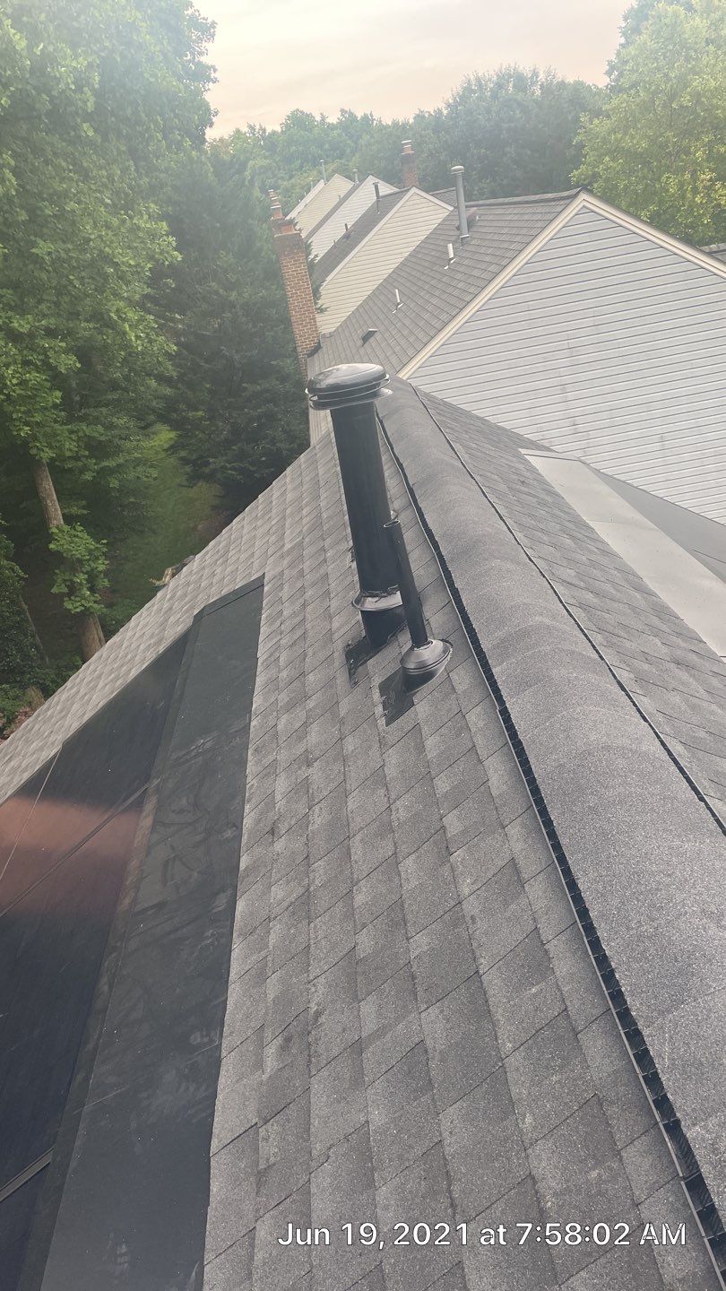 Exterior Home Makeover using GAF Timberline HDZ, GAF Decotech, and James Hardie Siding by American Home Contractors