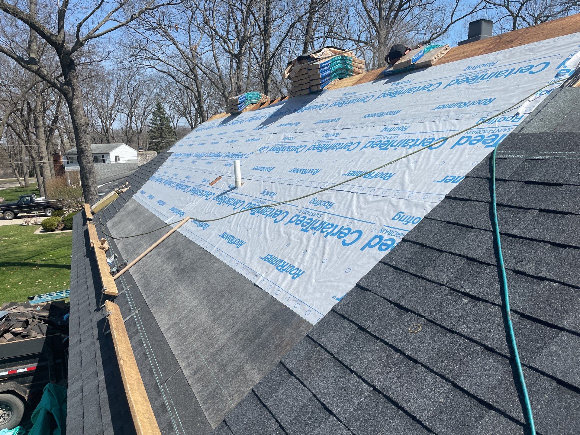 Roof Replacement using CertainTeed Landmark by 180 Contractors
