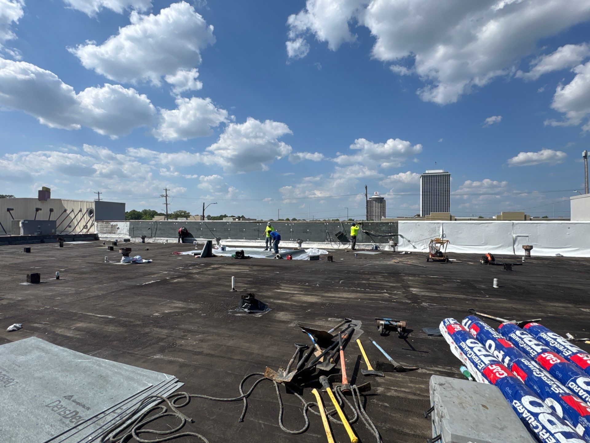 TPO Membrane Roof Replacement for Memphis Commercial Retail Center by Cool Roofs