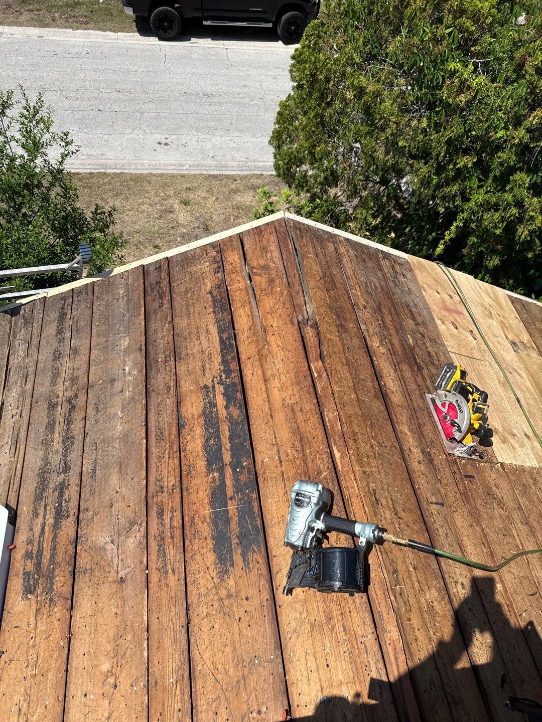 Project in St. Petersburg 33711 by Mitchell Roofing Company LLC 