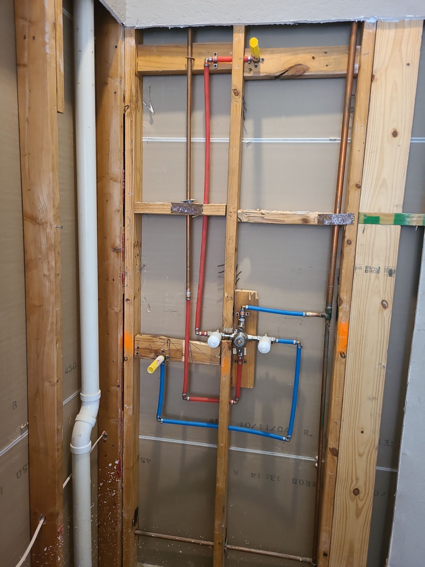 Bathroom Remodel and Closet in Cinco Ranch, TX by SophAlx LLC