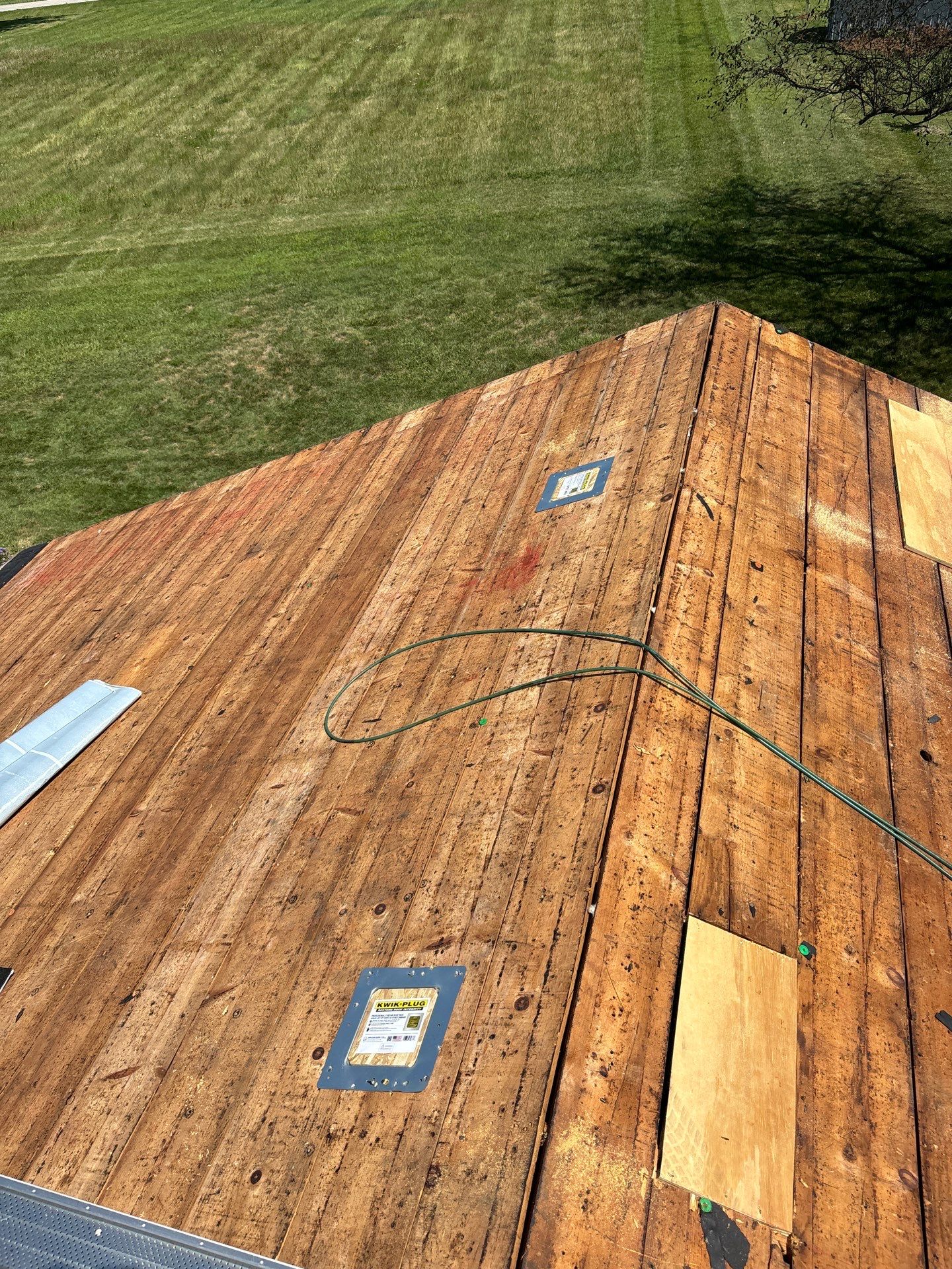 Residential Roofing Installation using Timberline UHDZ Shingles - Pewter Gray by RoofX 