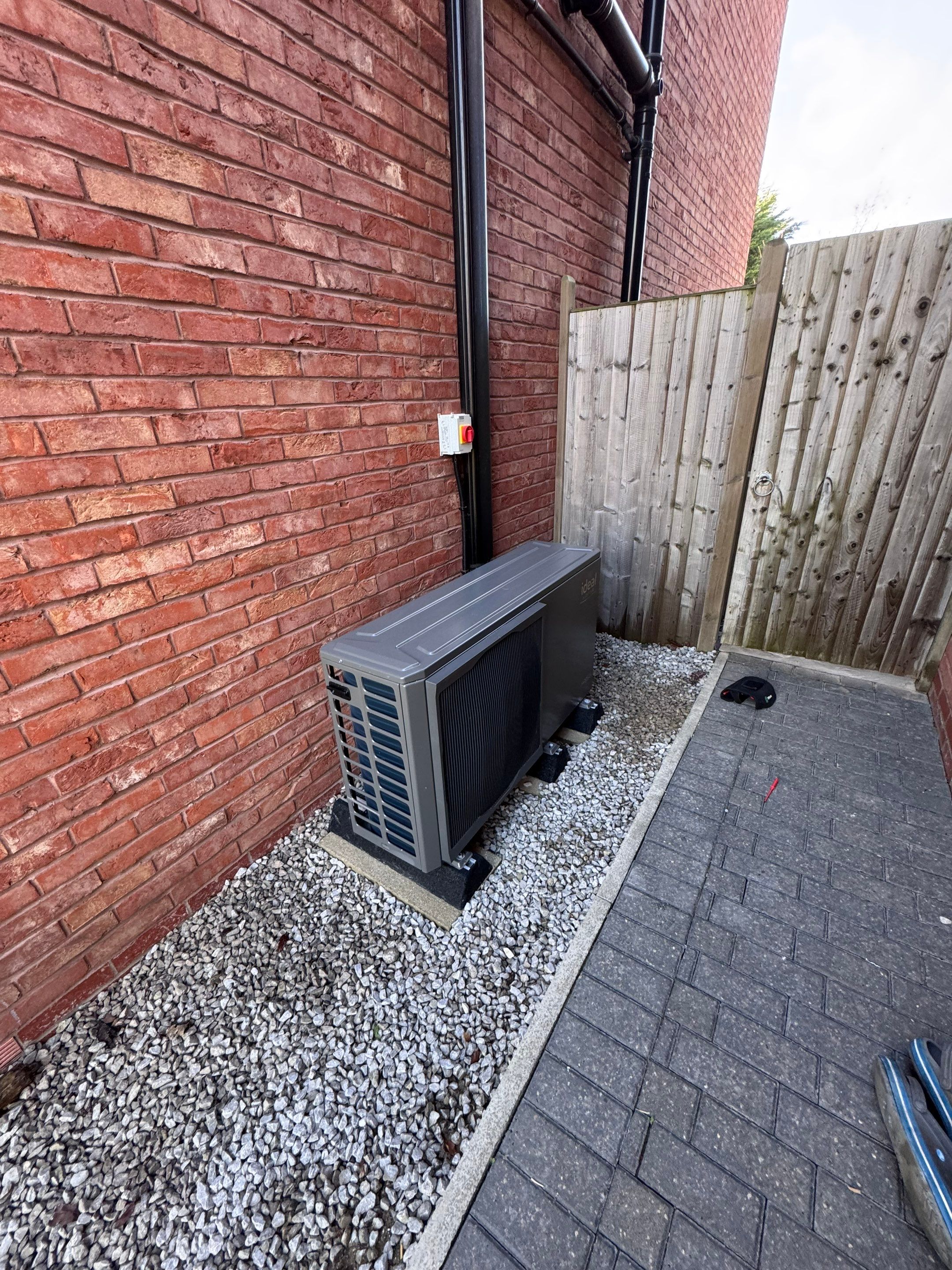🔥 True “No-Disruption” Gas to Heat Pump Swap by Elite Services Group Ltd
