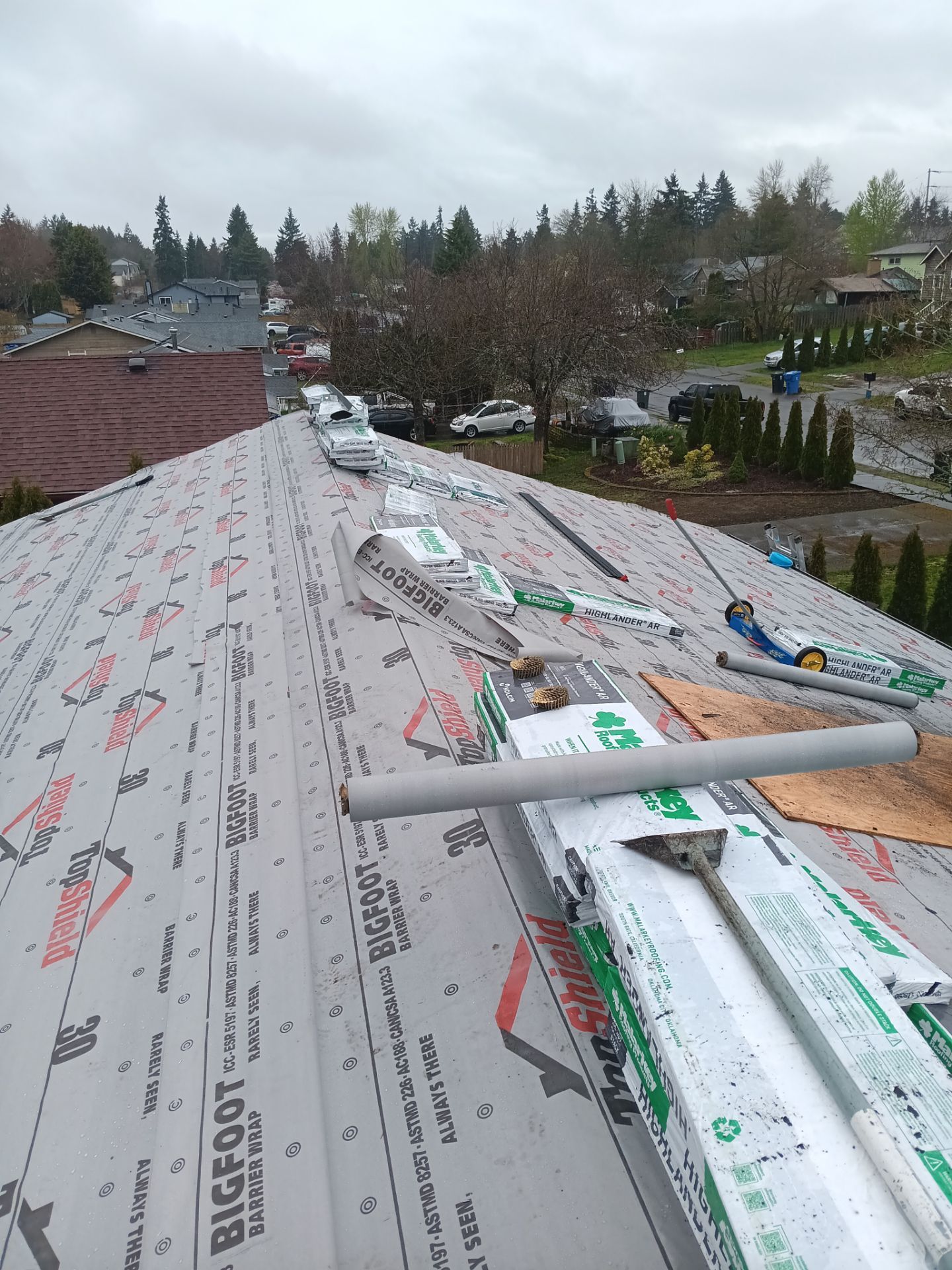 Roof Project in Tacoma by Fred Meyer Roofing