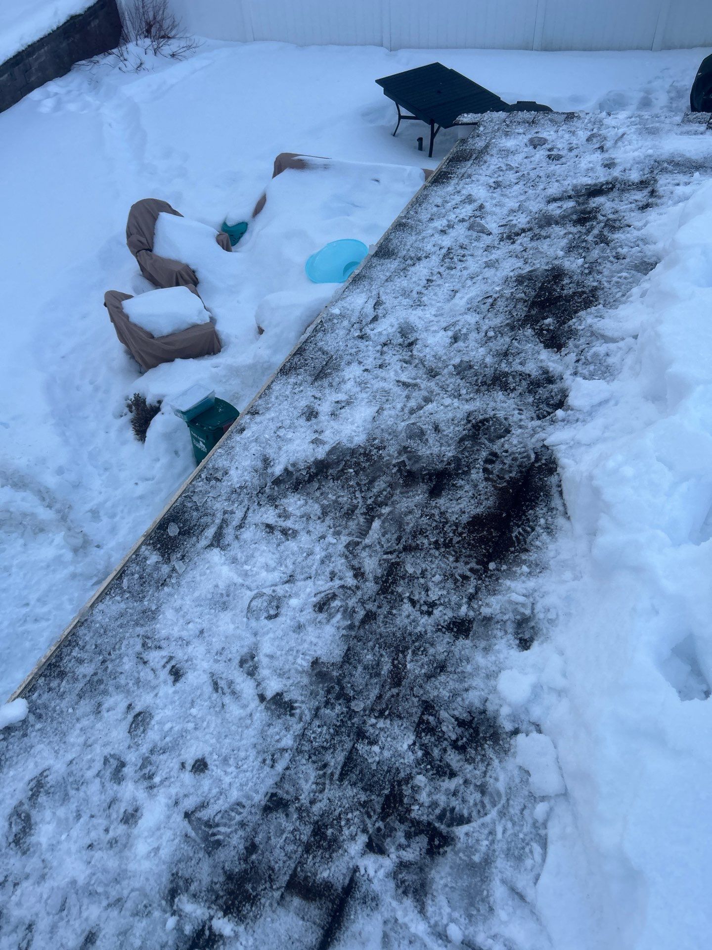 Ice Dam Removal & Snow Removal in Woburn, MA by Mighty Dog Roofing of Greater Middlesex County