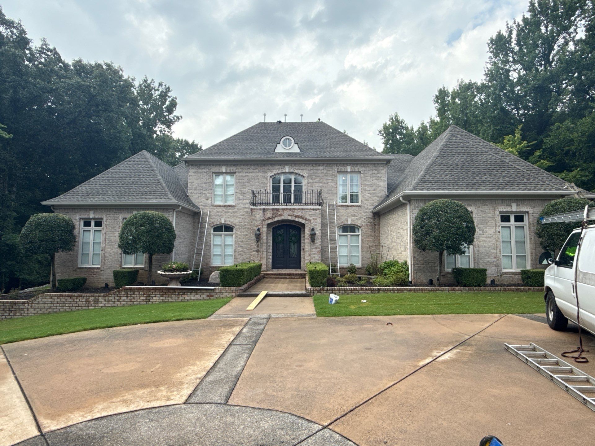 GAF Timberline UHDZ Shingle Roof Replacement in Memphis by Revival Roofing Services