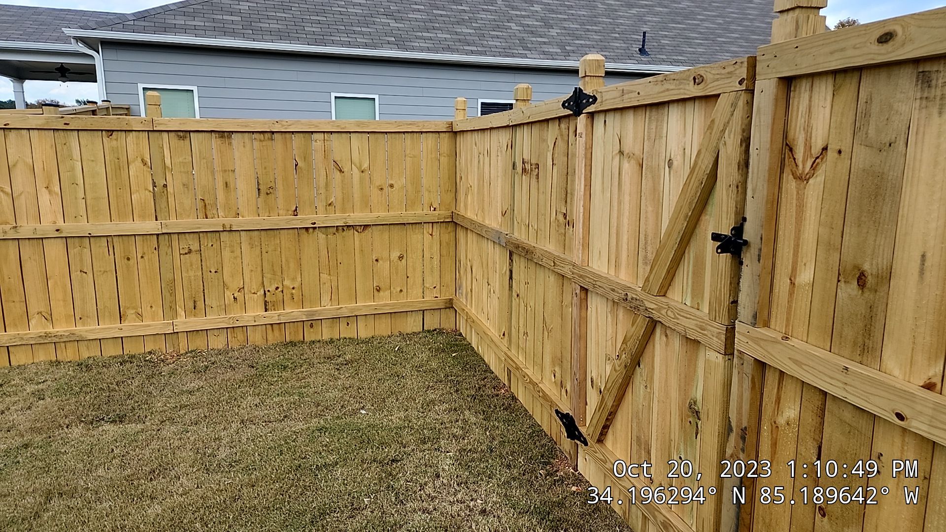 Fence Staining using Chestnut by SSE by Titans of Timber Fence & Stain