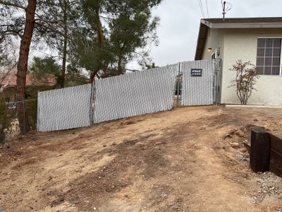 Fence Installation using Privacy chain link