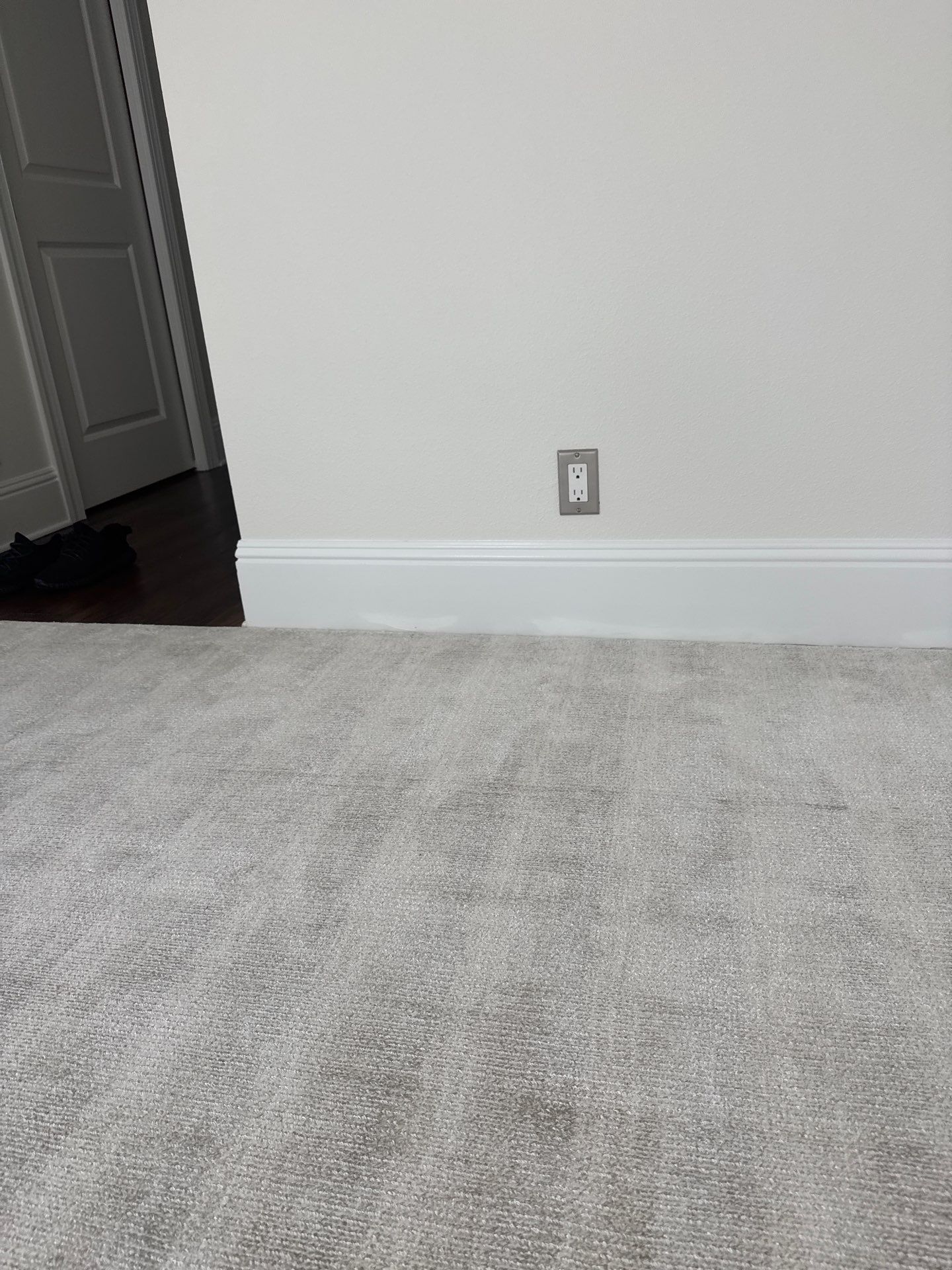 carpet by Vrmmm Flooring