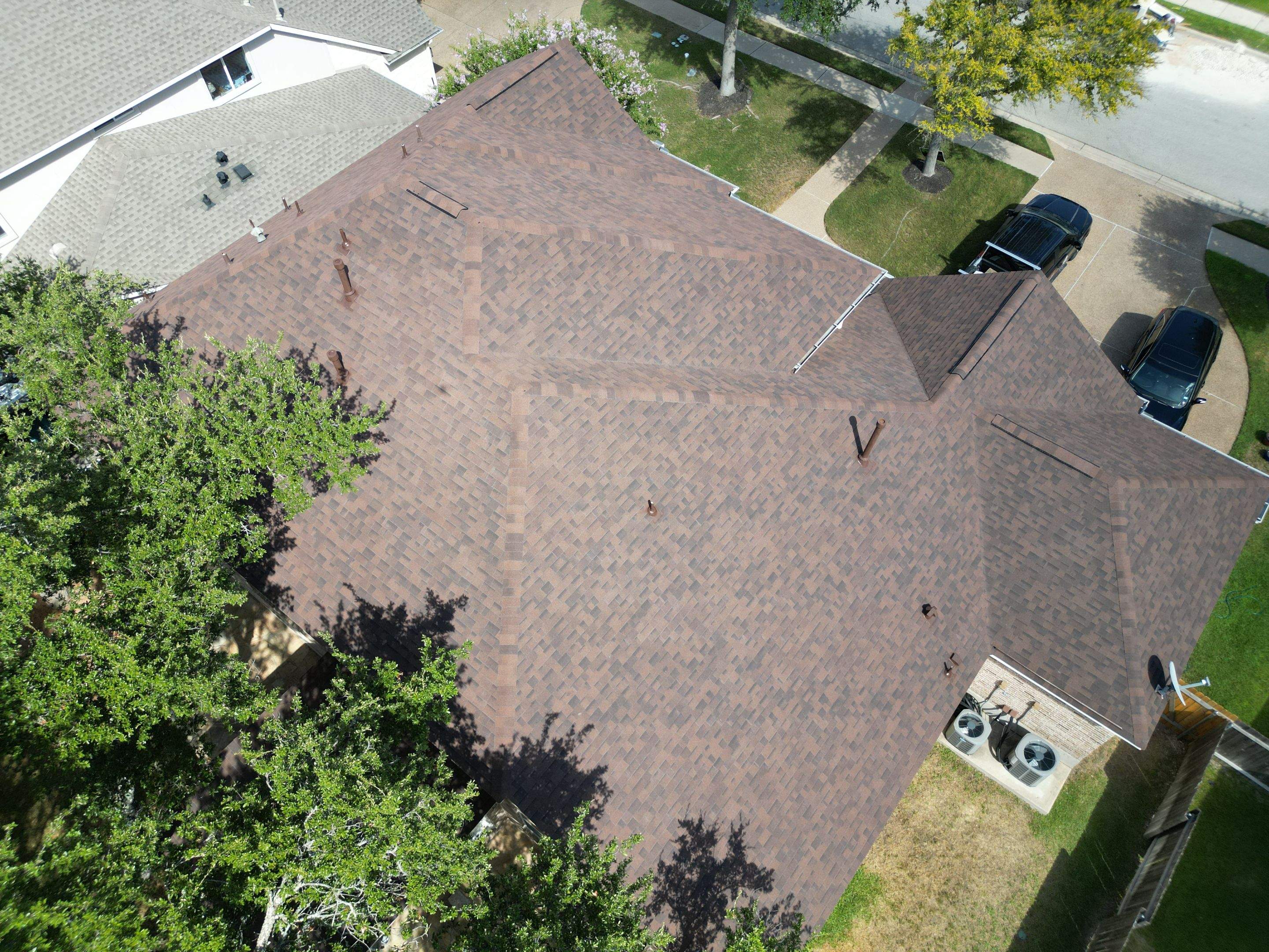 Antique Brown - Malarkey Highlander by RoofsOnly.com