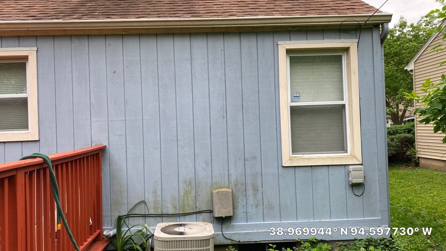 Siding Installation in KCMO by EEC  Windows, Siding & Roofing 