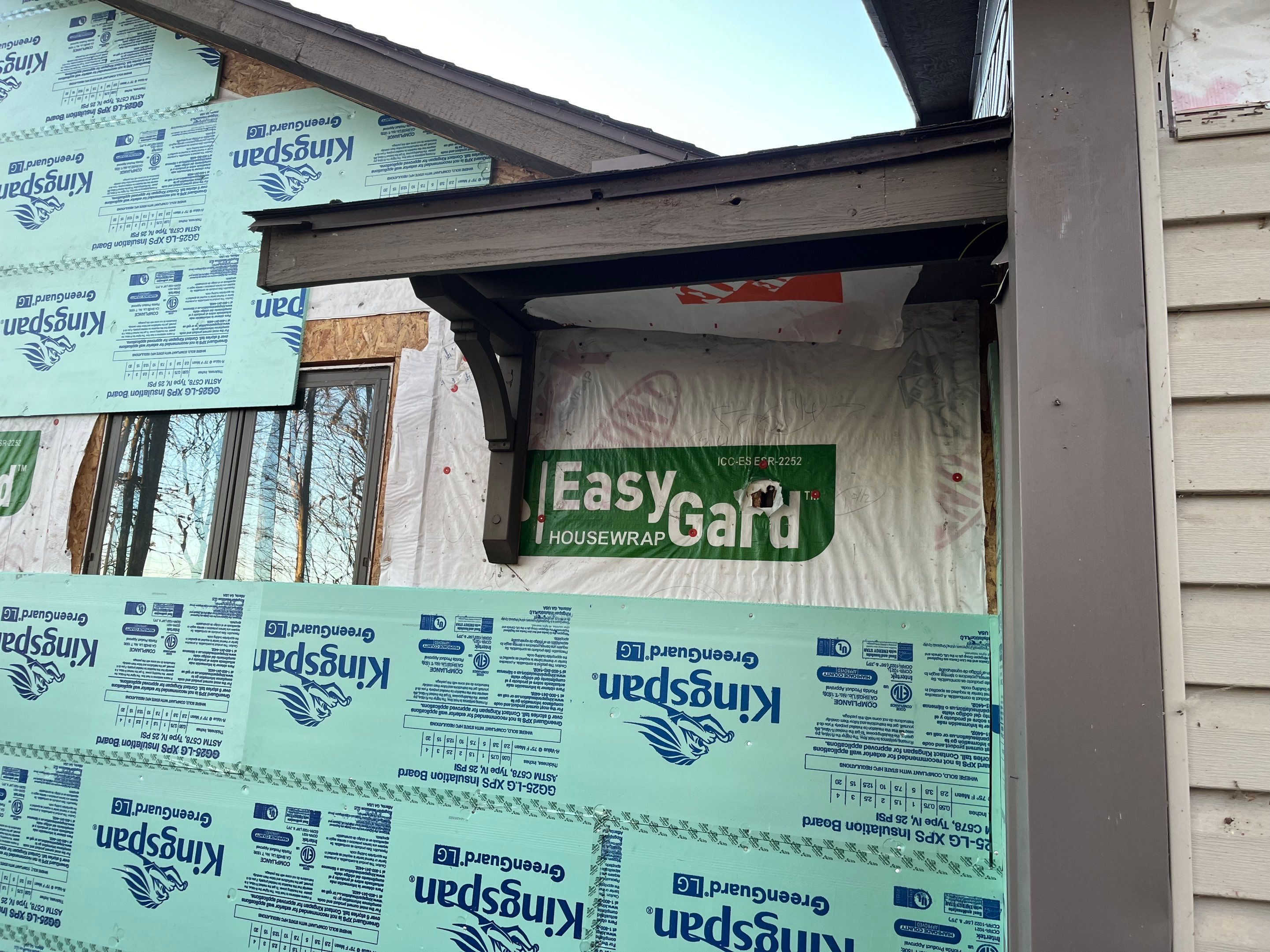 Siding Replacement using Alside S7 Cedar Mill Grain Composite by 180 Contractors