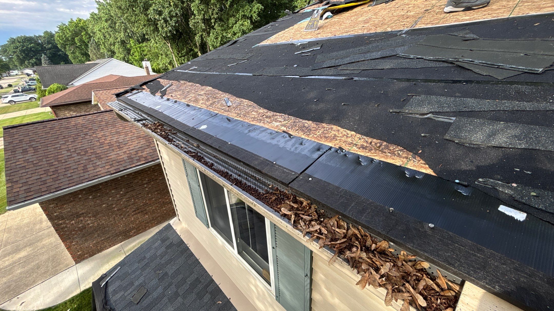 Roof Replacement using Owens Corning Estate Gray by 180 Contractors