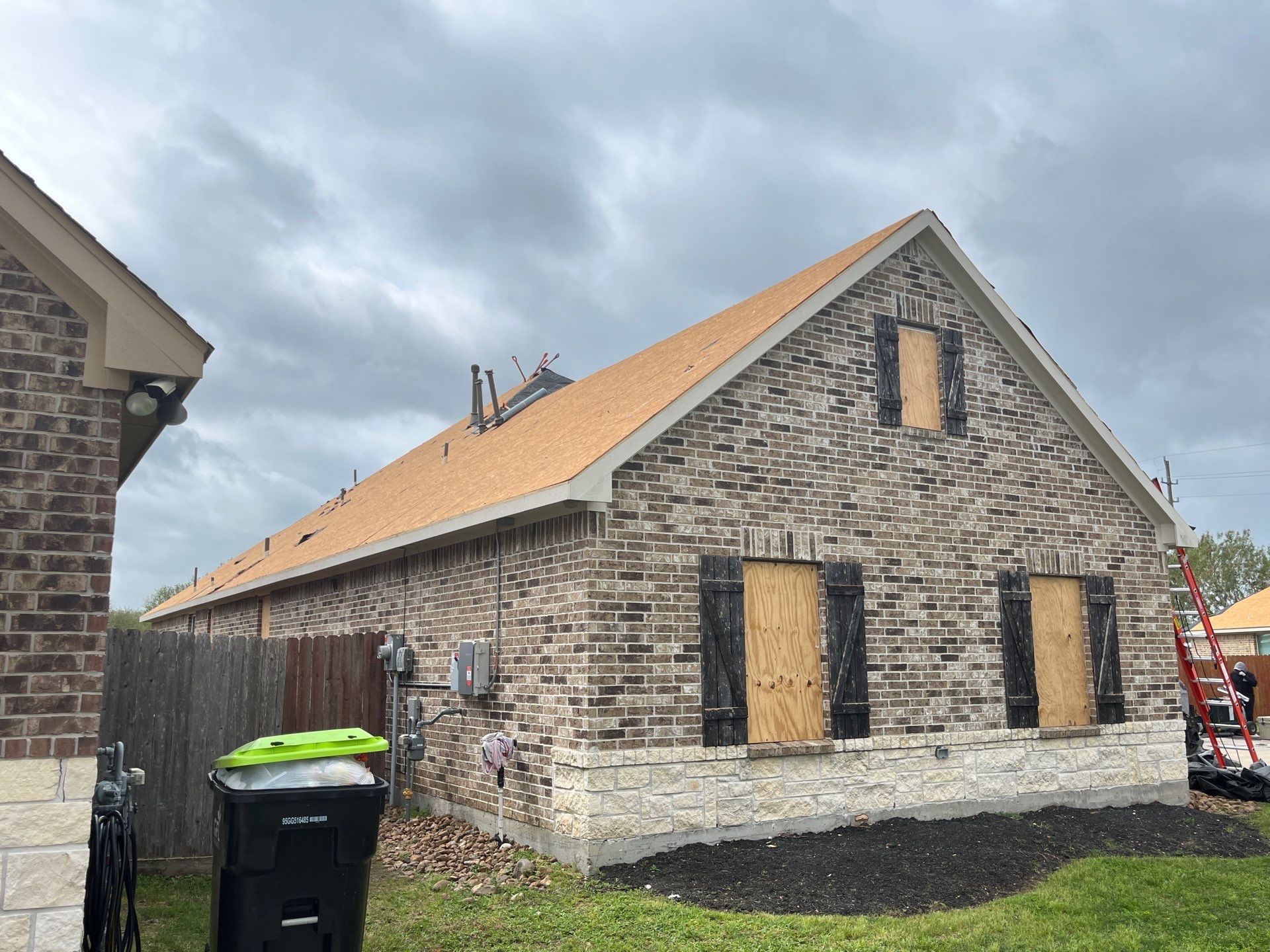 Hail Damage using Owen's Corning Duration (Lifetime) Shingles by Roof Repair Company