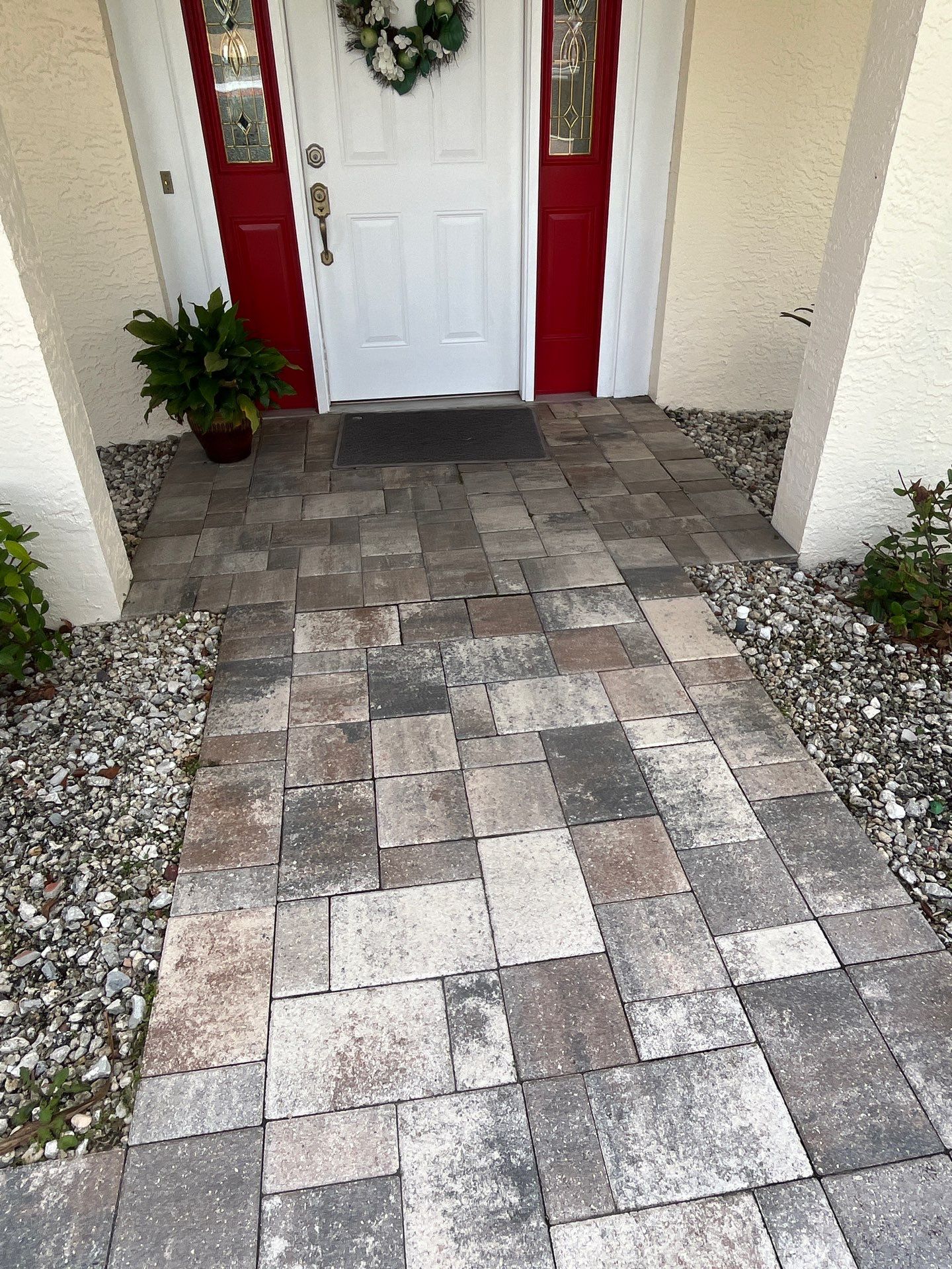 Driveway and Walkway Paver Sealing in Sun City Center, Florida by Supreme Paver Experts