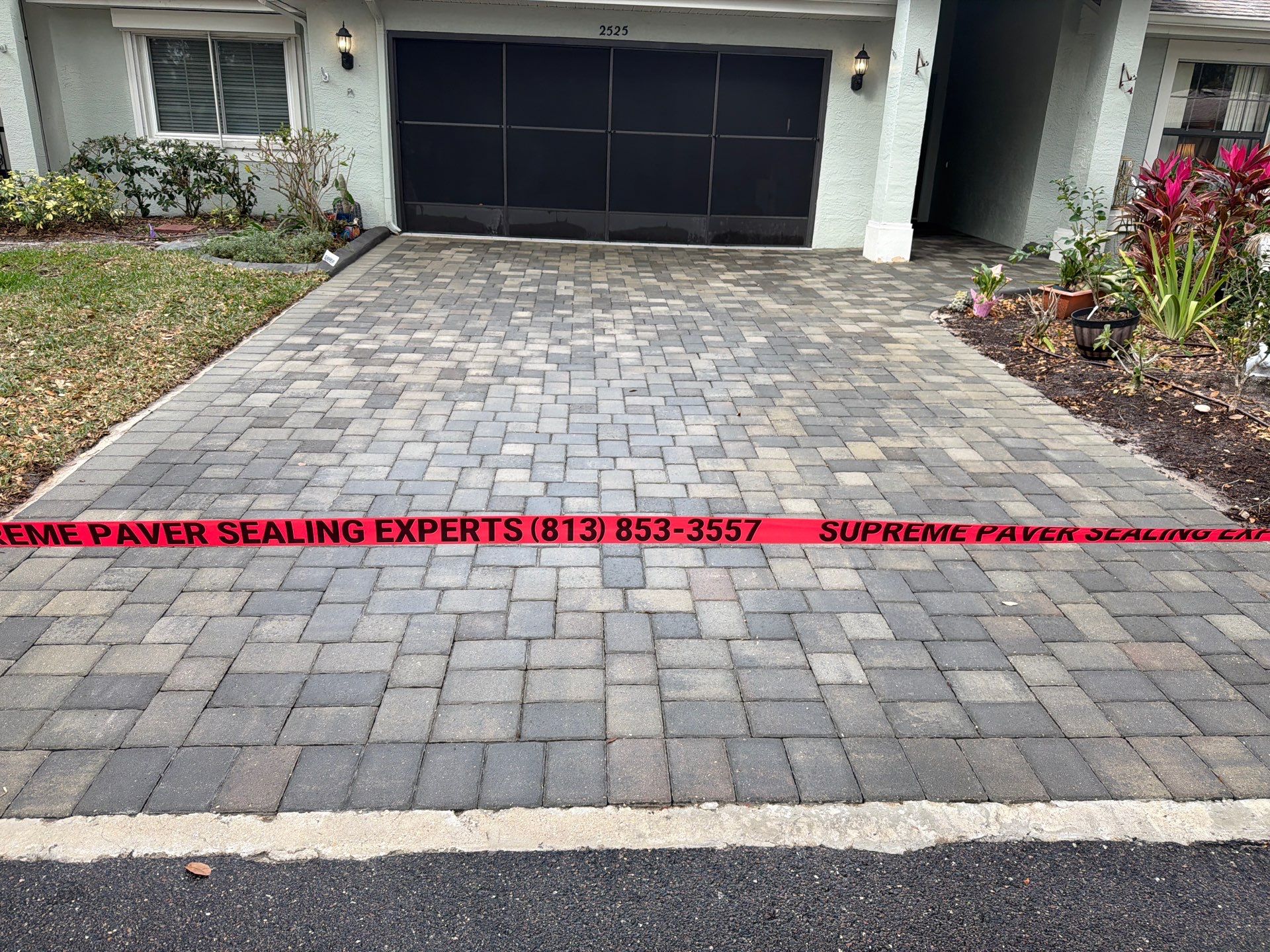 Professional Paver Sealing for Multi-Toned Driveway in Sun City Center by Supreme Paver Experts