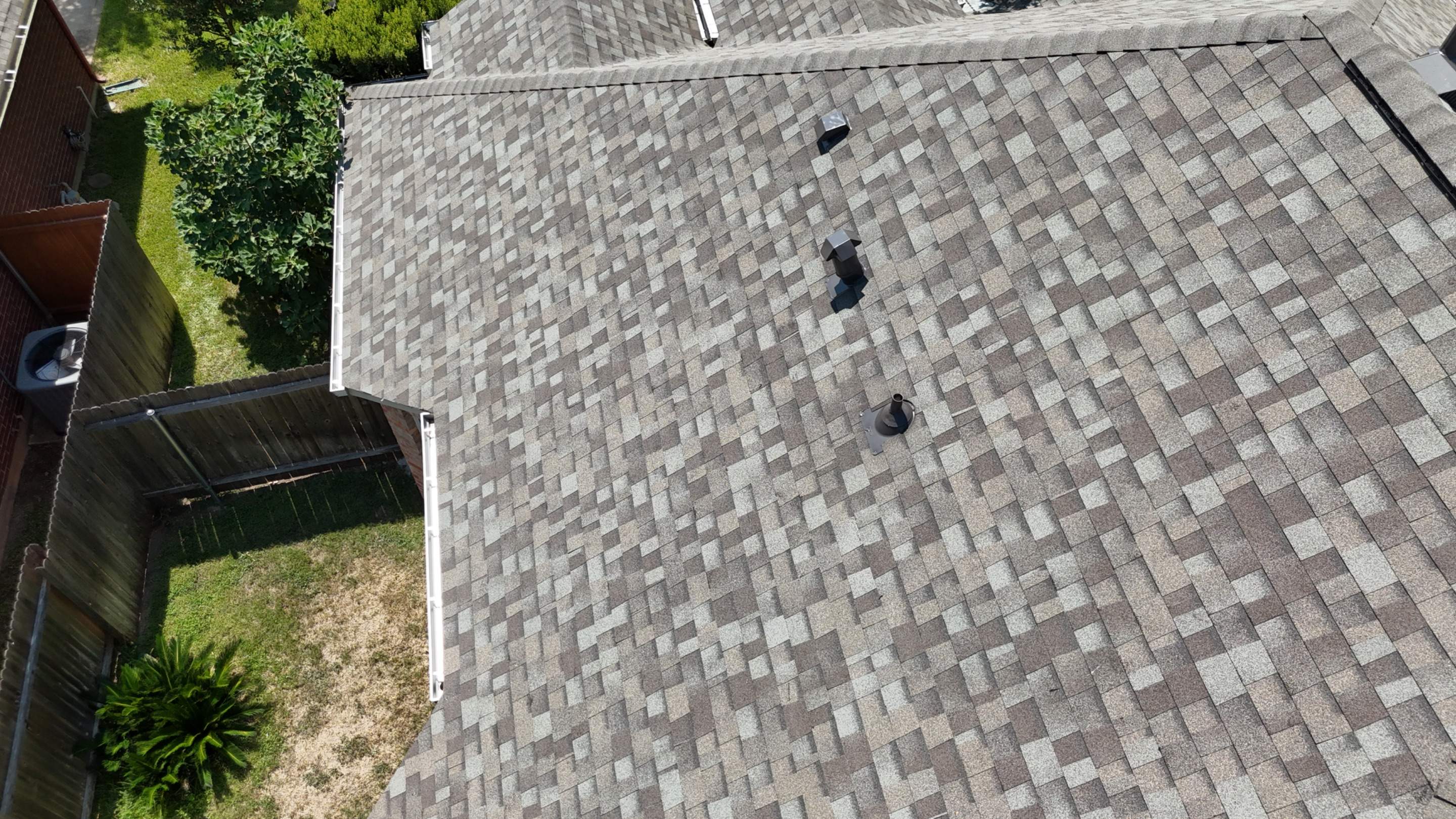 Driftwood - Owens Corning TruDefinition Duration by RoofsOnly.com