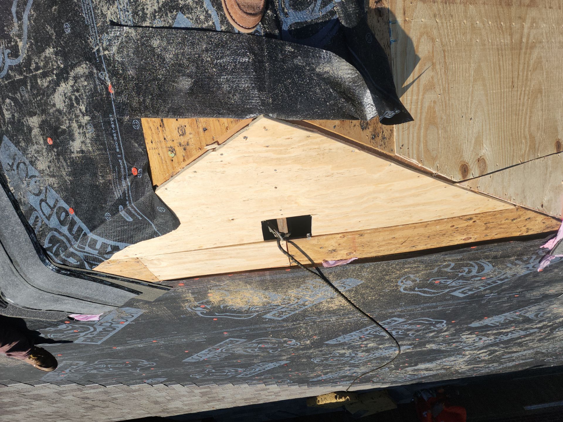 Residential Roofing Installation using Owen's Corning Duration (Lifetime) Shingles by Roof Repair Company