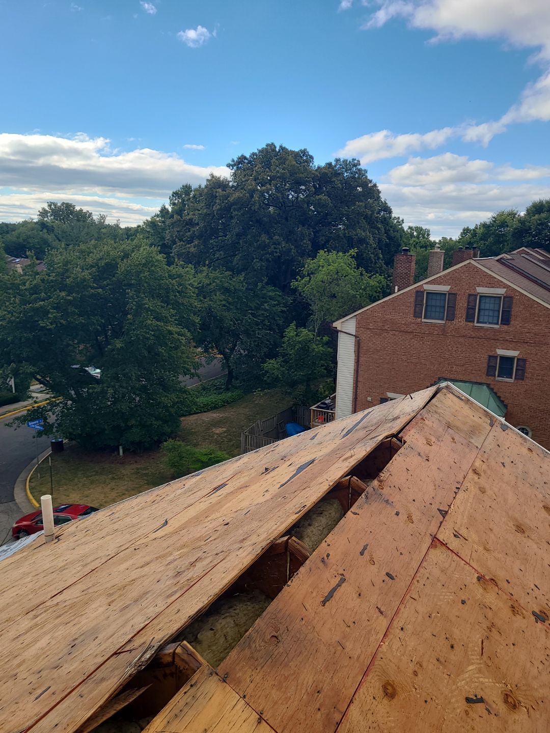 Alexandria: Roof Replacement with CertainTeed Landmark Pro in Max Def Burnt Sienna by RM Banning, Inc.