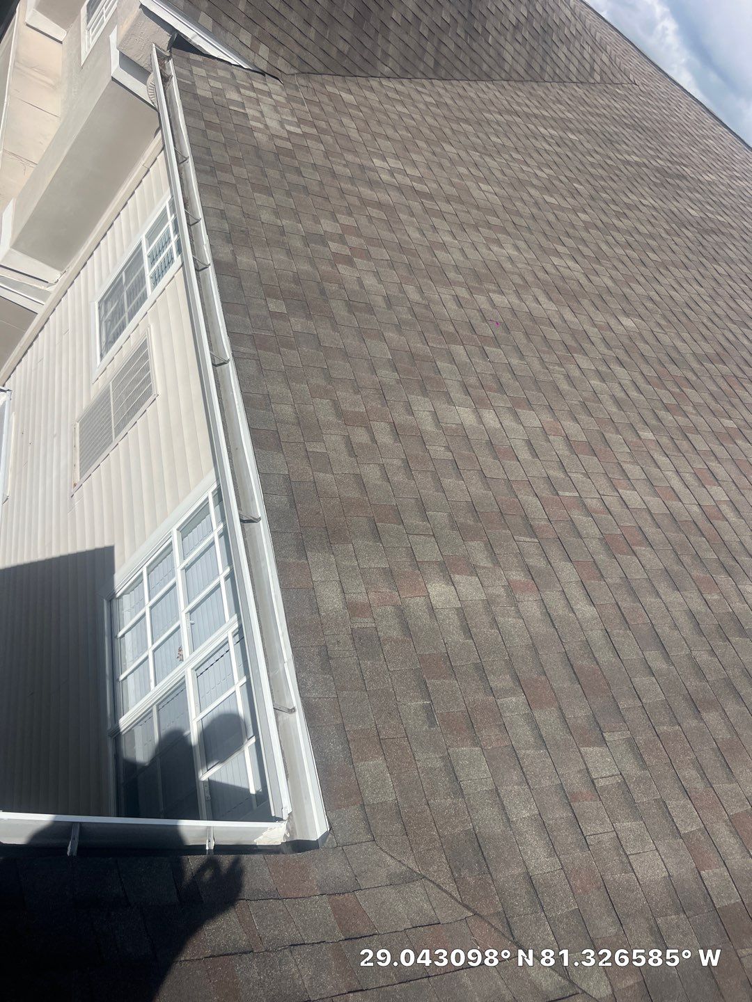 HOA gutter cleaning after photo.