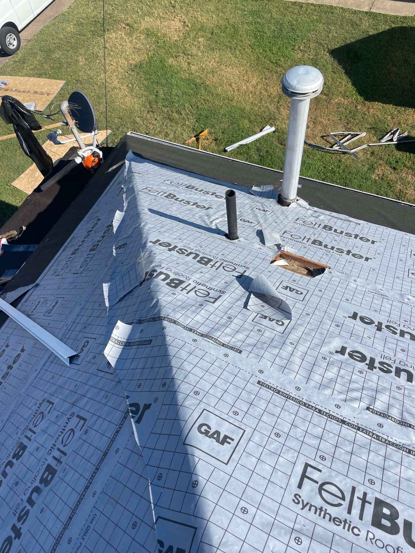 Residential Roofing Installation using GAF Timberline HDZ Charcoal by Rainstoppers Roofing