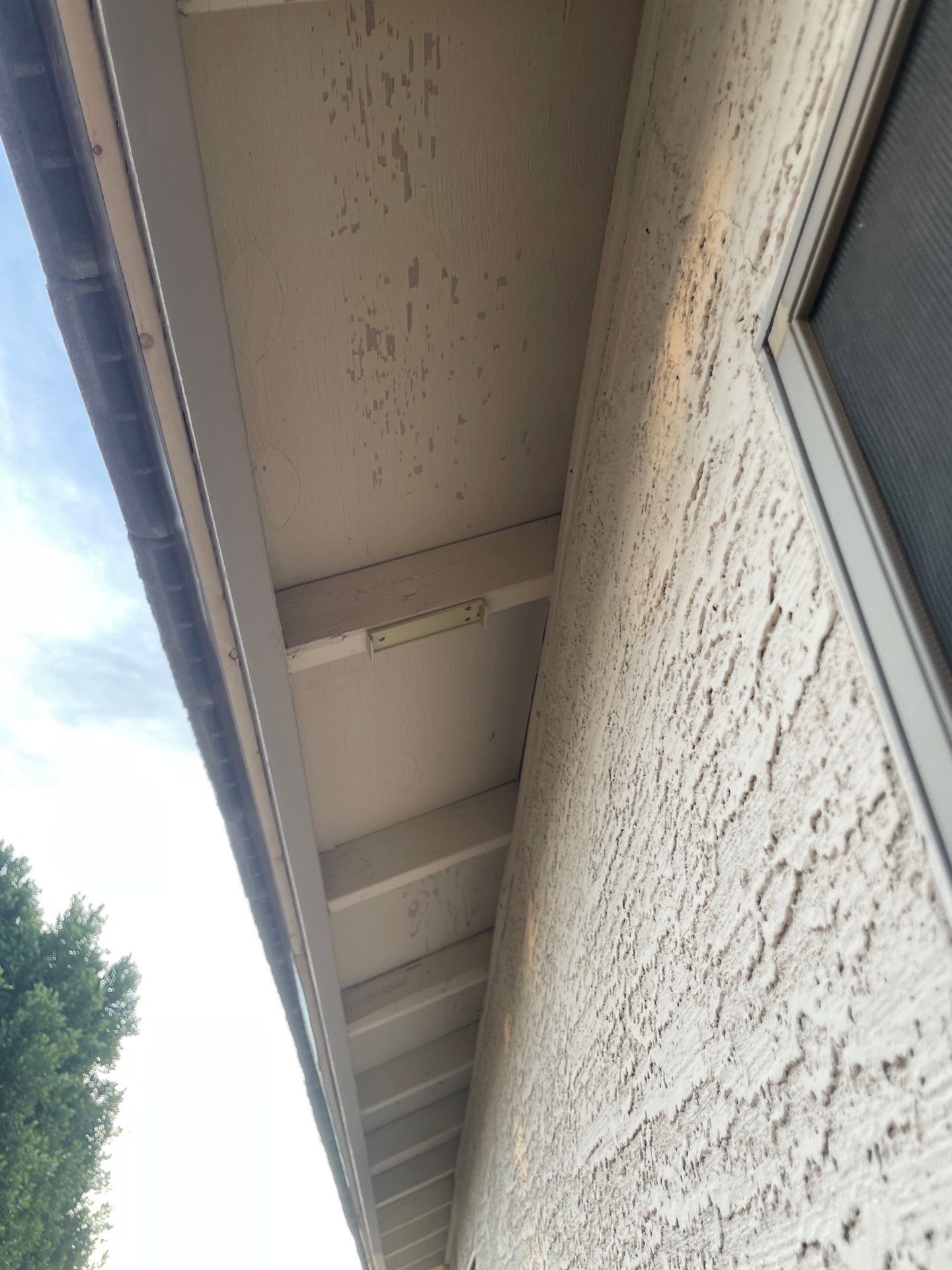 Hamilton - A Gorgeous Home Exterior Makeover in Phoenix, AZ with Dunn Edwards Paints by Double G Painting Contractors, LLC