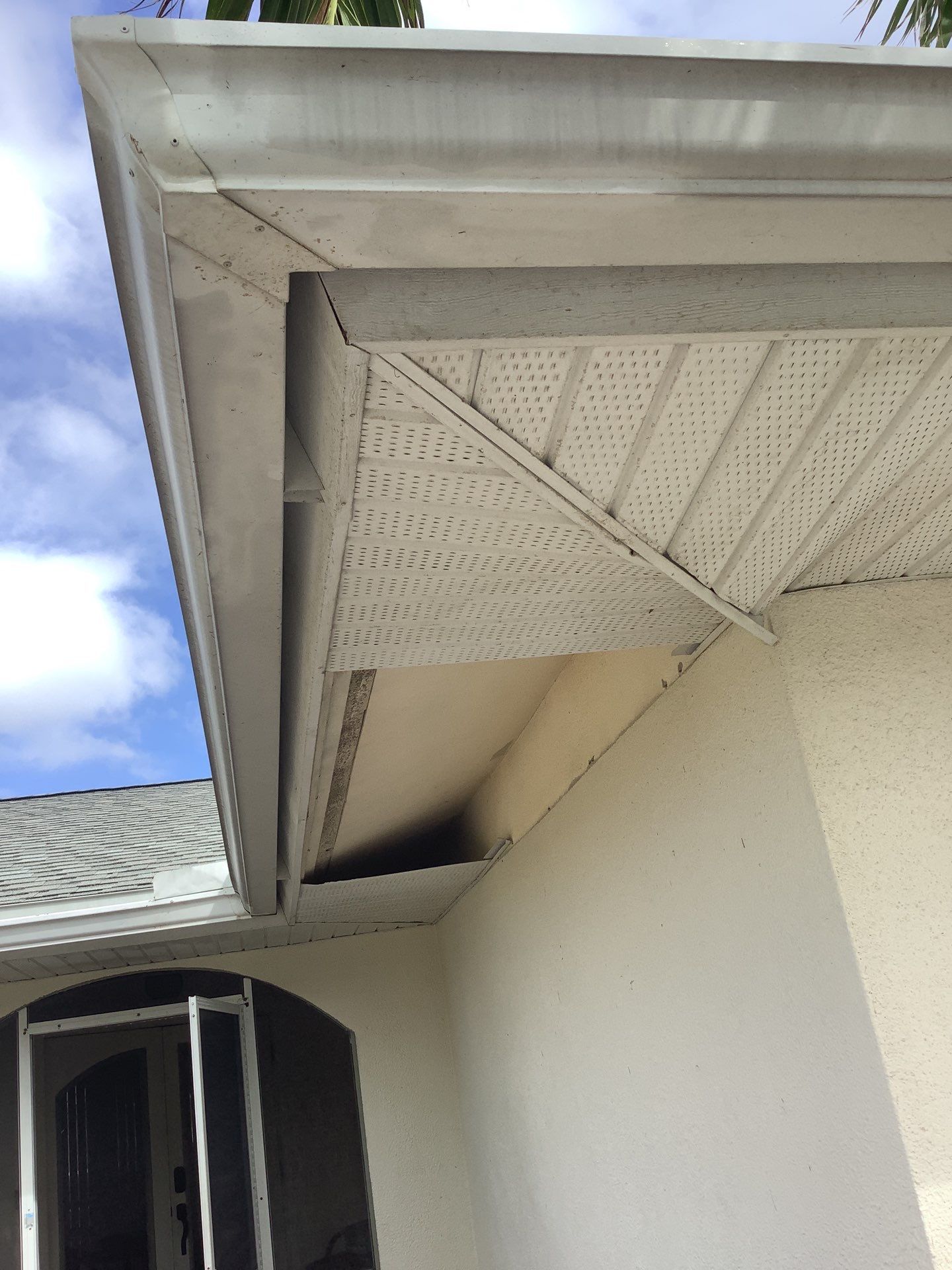 Soffit and Fascia, Splash Guard Installation in Siesta Key FL by Gutter Professors