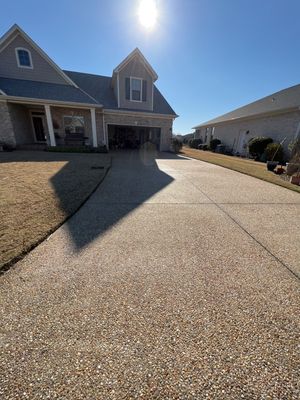 Driveway using Concrete Sealant