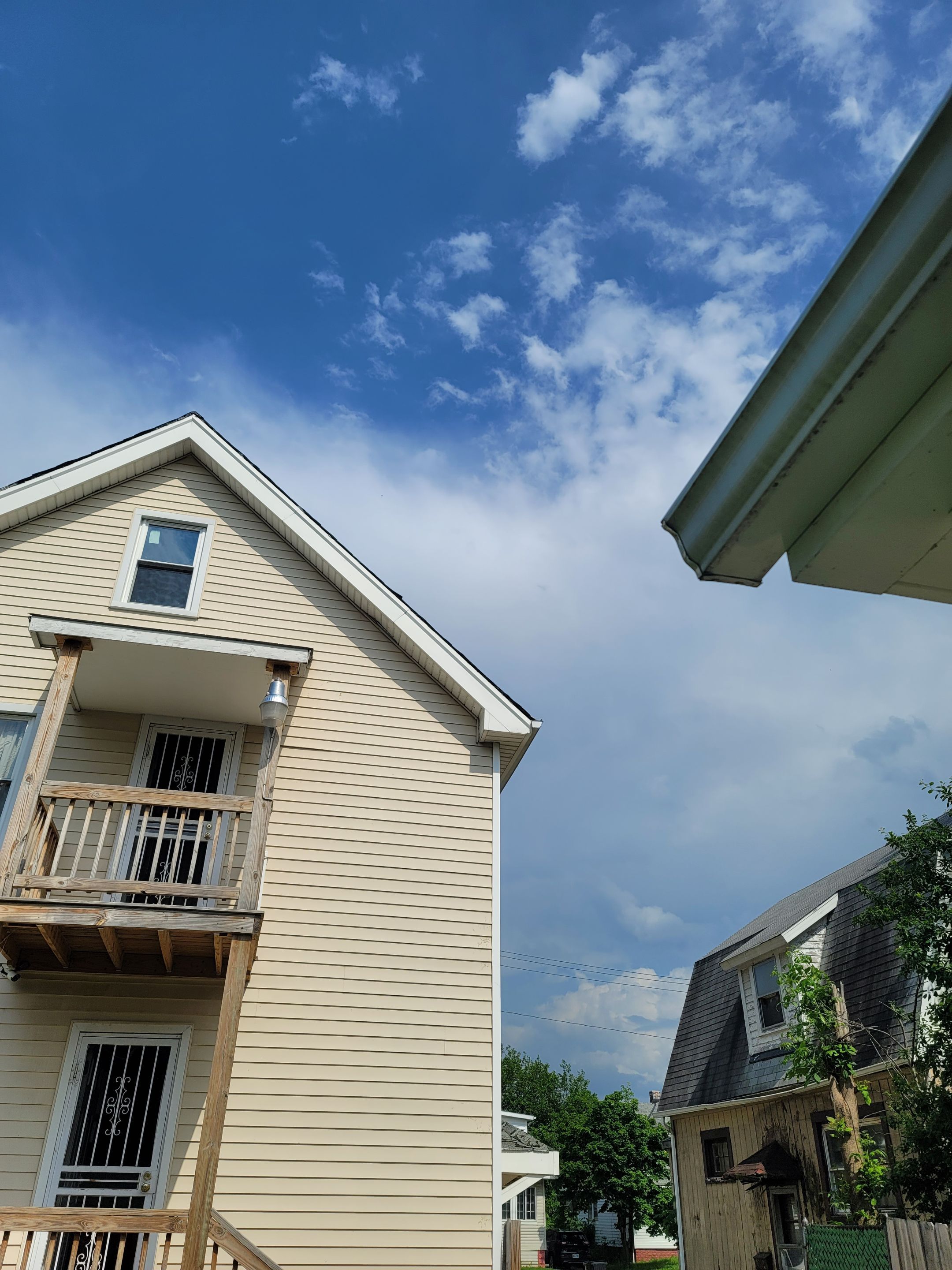 Atlas Pinnacle Pristine Scotchgard: Black Shadow Drip Edge: White by Eagle Eye Roofing