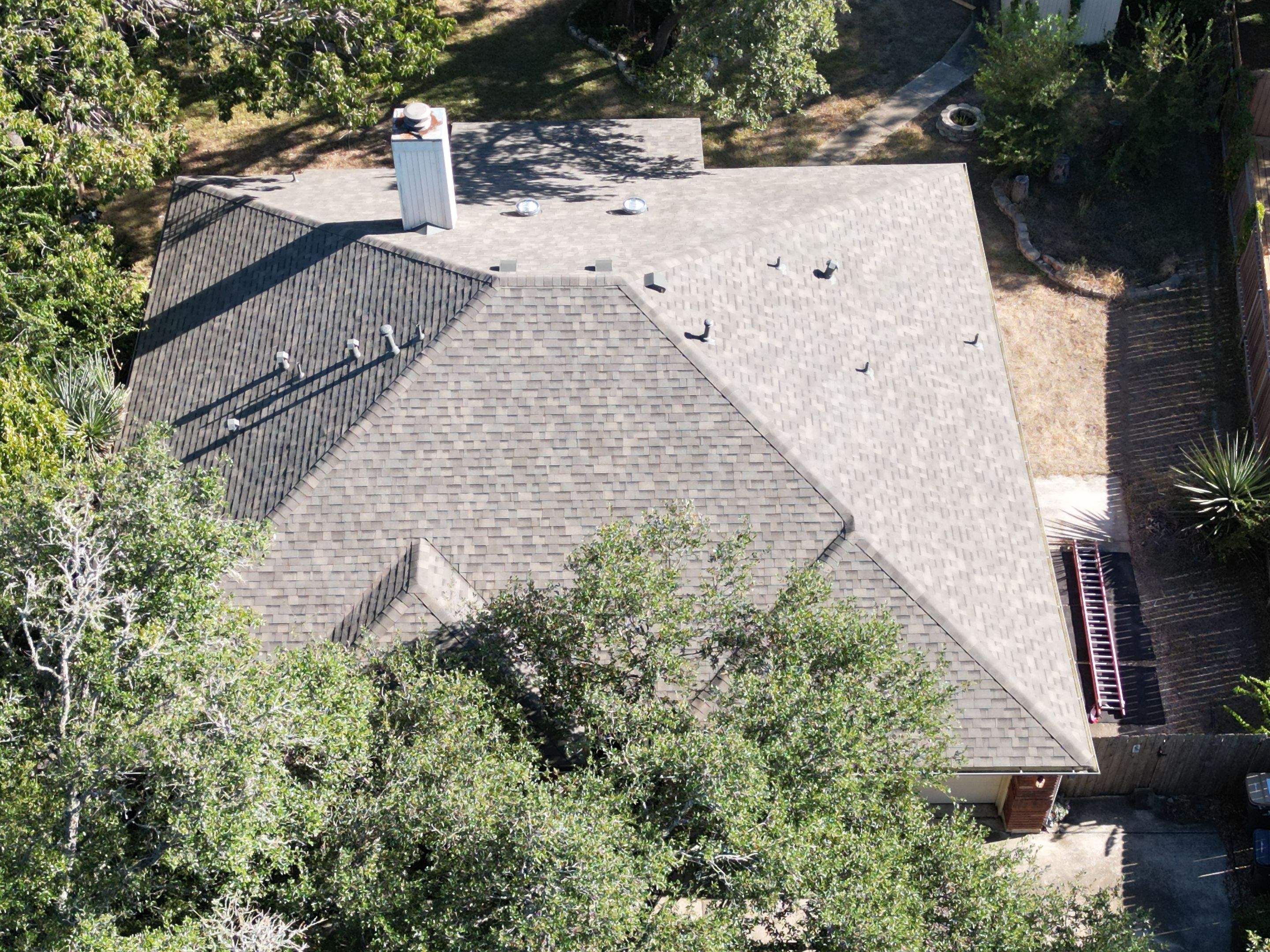 Weathered Wood - Malarkey Highlander by RoofsOnly.com