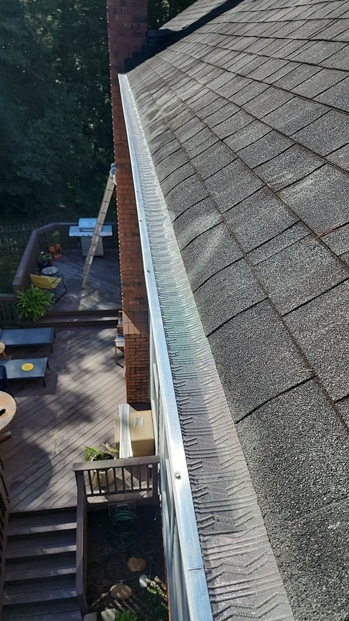 House Wash using cleaner by Power Wash Masters LLC