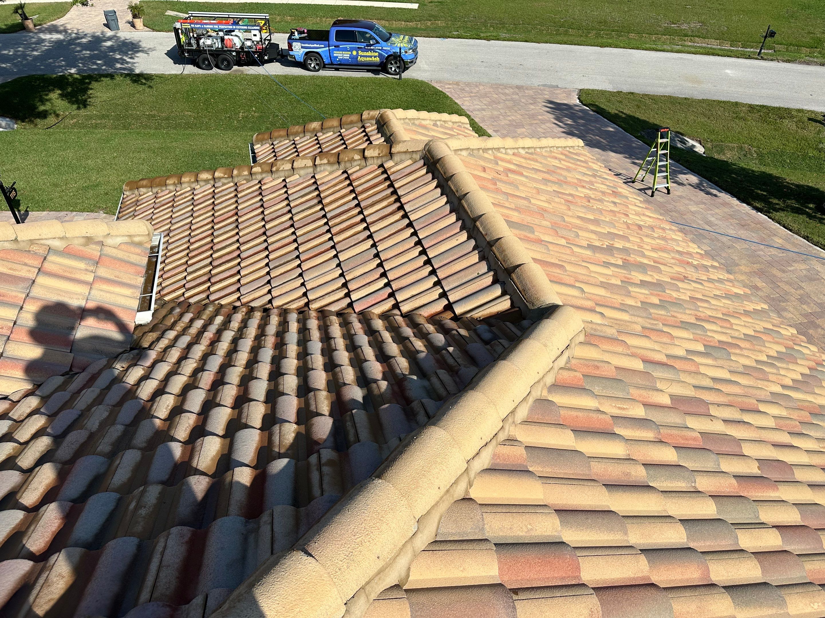 Concrete Tile Roof Cleaning in Winding River Community, Bradenton, FL | Sunshine AquaWash by Sunshine AquaWash