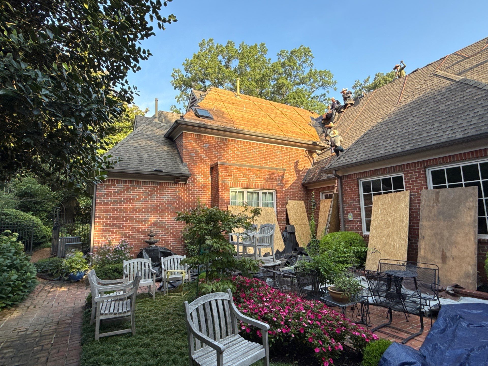 Memphis Residential Roof Replacement with GAF Timberline HDZ Shingles by Revival Roofing Services
