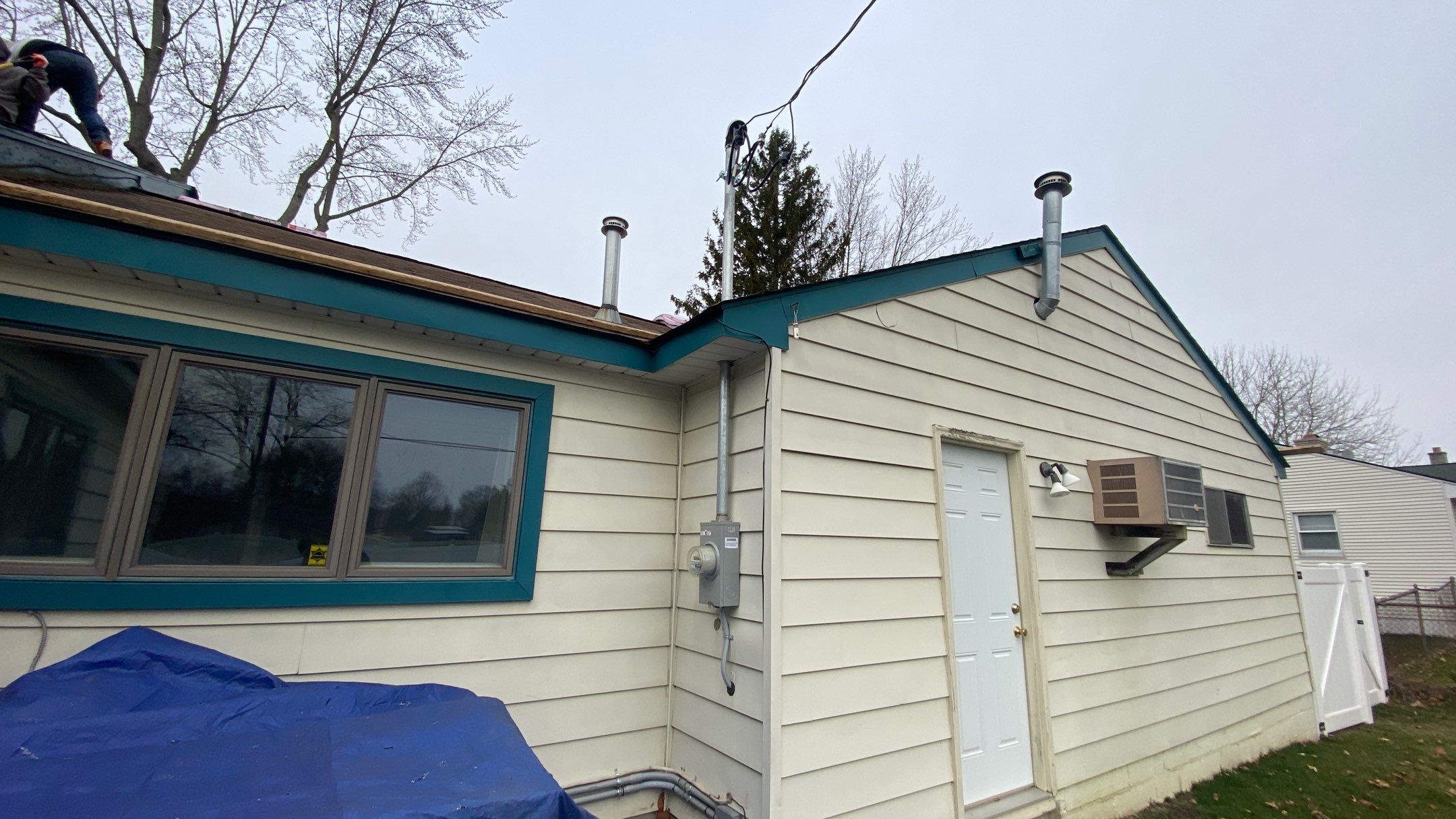 Roof Replacement using Owens Corning by 180 Contractors