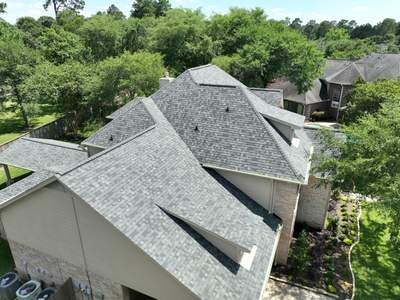 Residential Roofing Installation using Owen's Corning Duration
