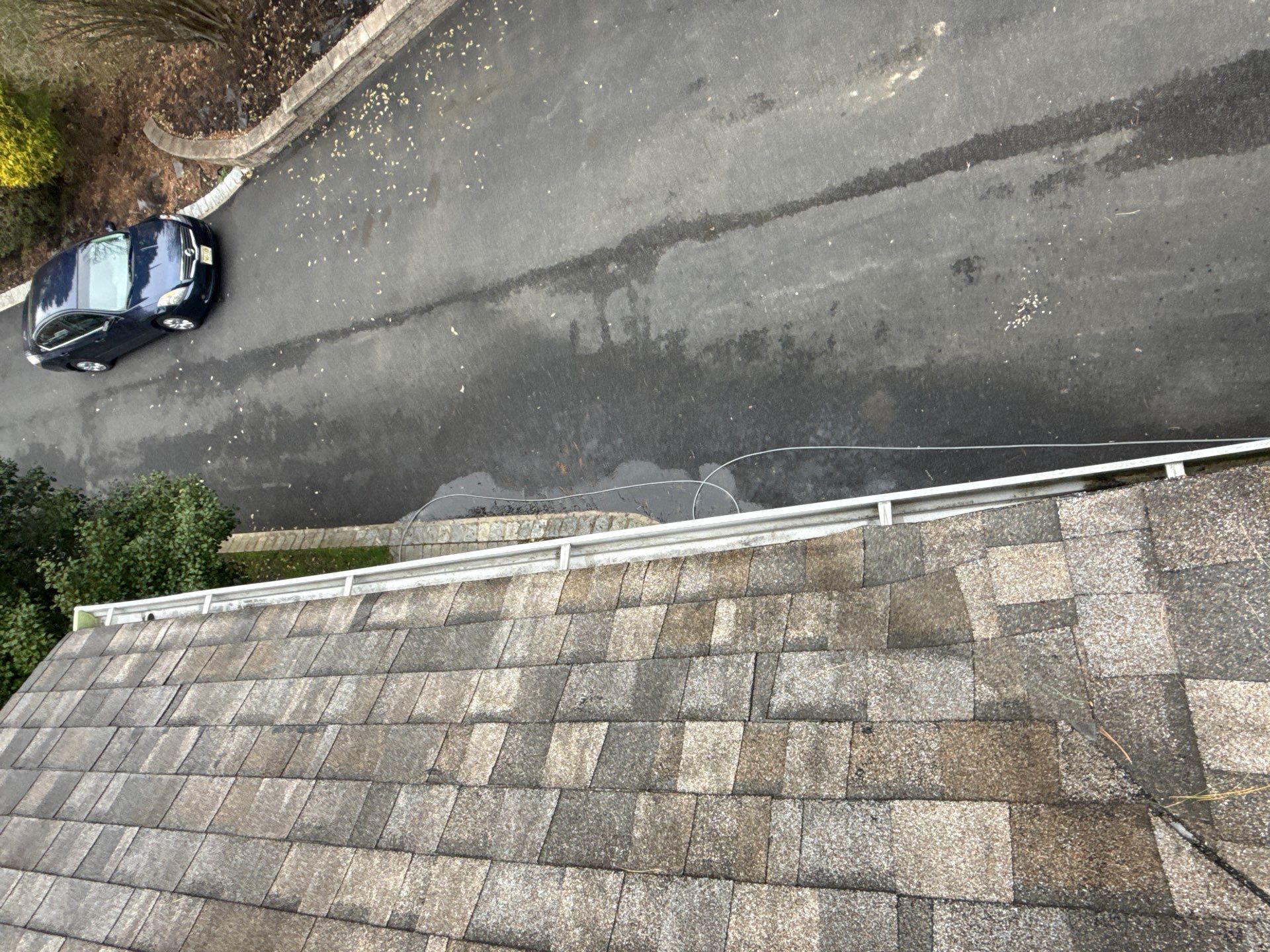 Gutter Cleaning in Colts Neck, NJ by Clearview Washing