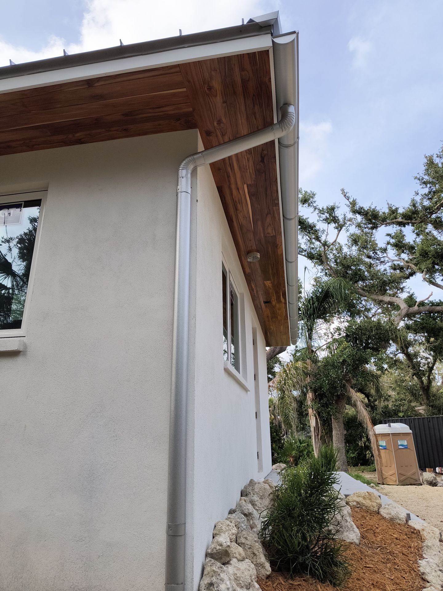 Half-Round Aluminum Gutters in Nokomis FL by Gutter Professors