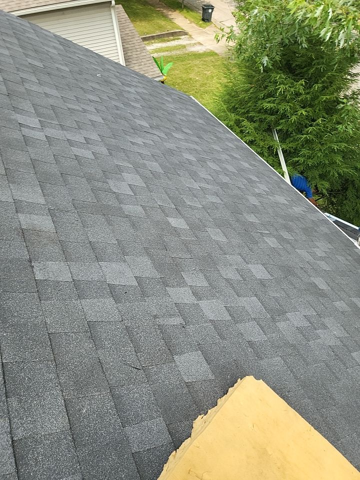 ATLAS PINNACLE COLOR: BLACK SHADOW by Eagle Eye Roofing