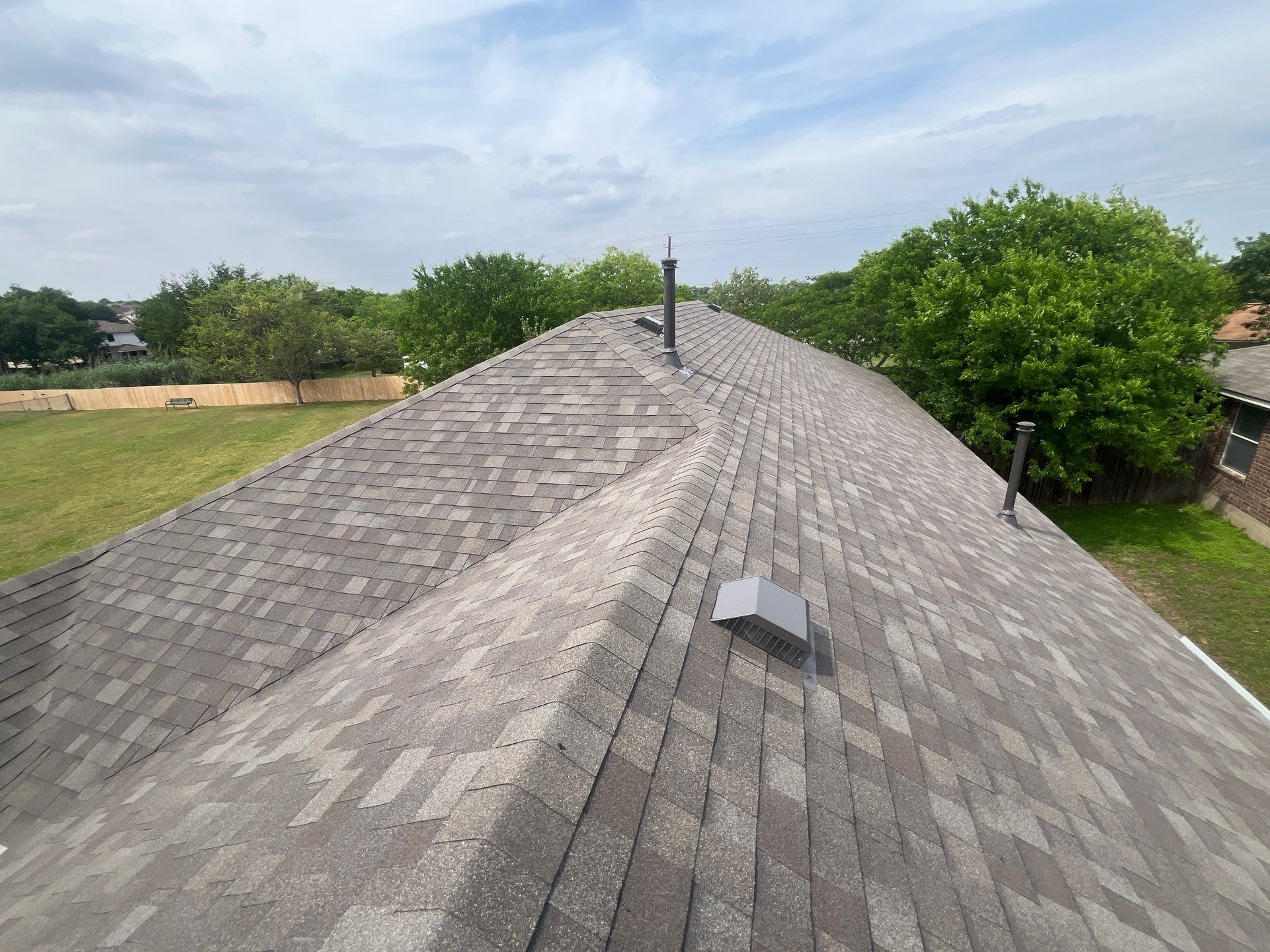 Residential Roofing Installation using Owens Corning Oakridge by Kstylez Roofing & Construction
